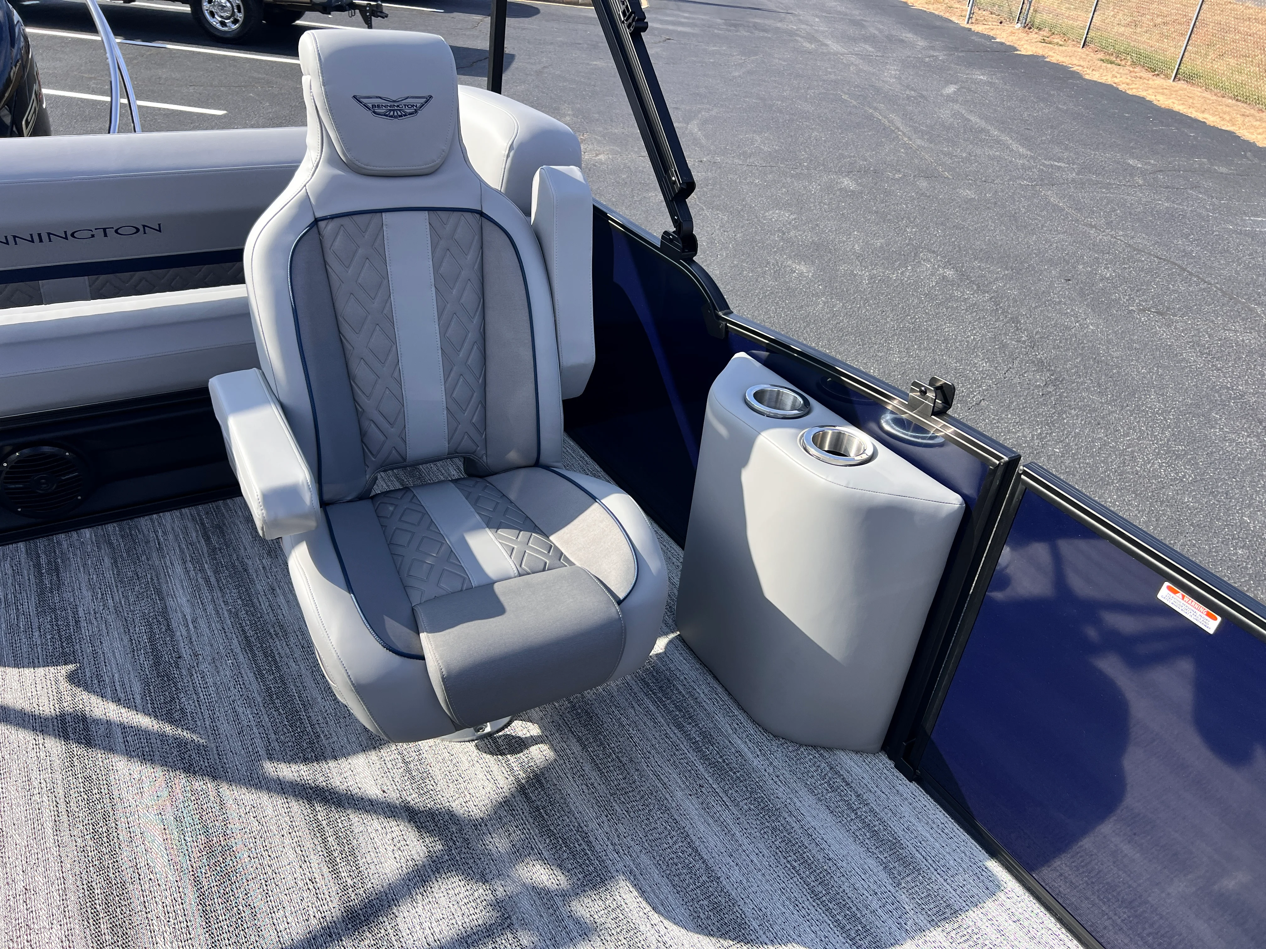 2026 Bennington 23MSB Image Thumbnail #14
