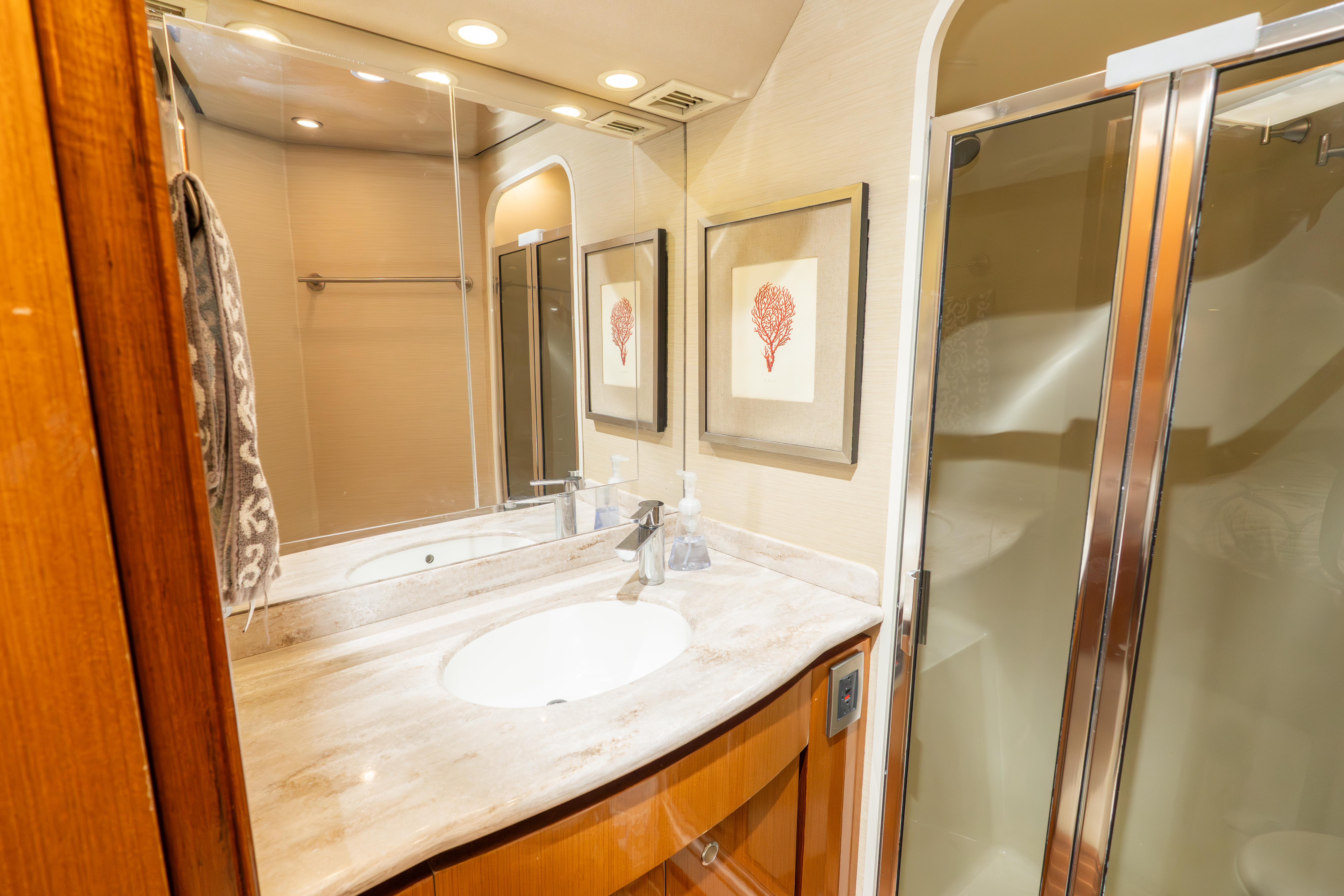 2003 Viking 48SF Image Thumbnail #43