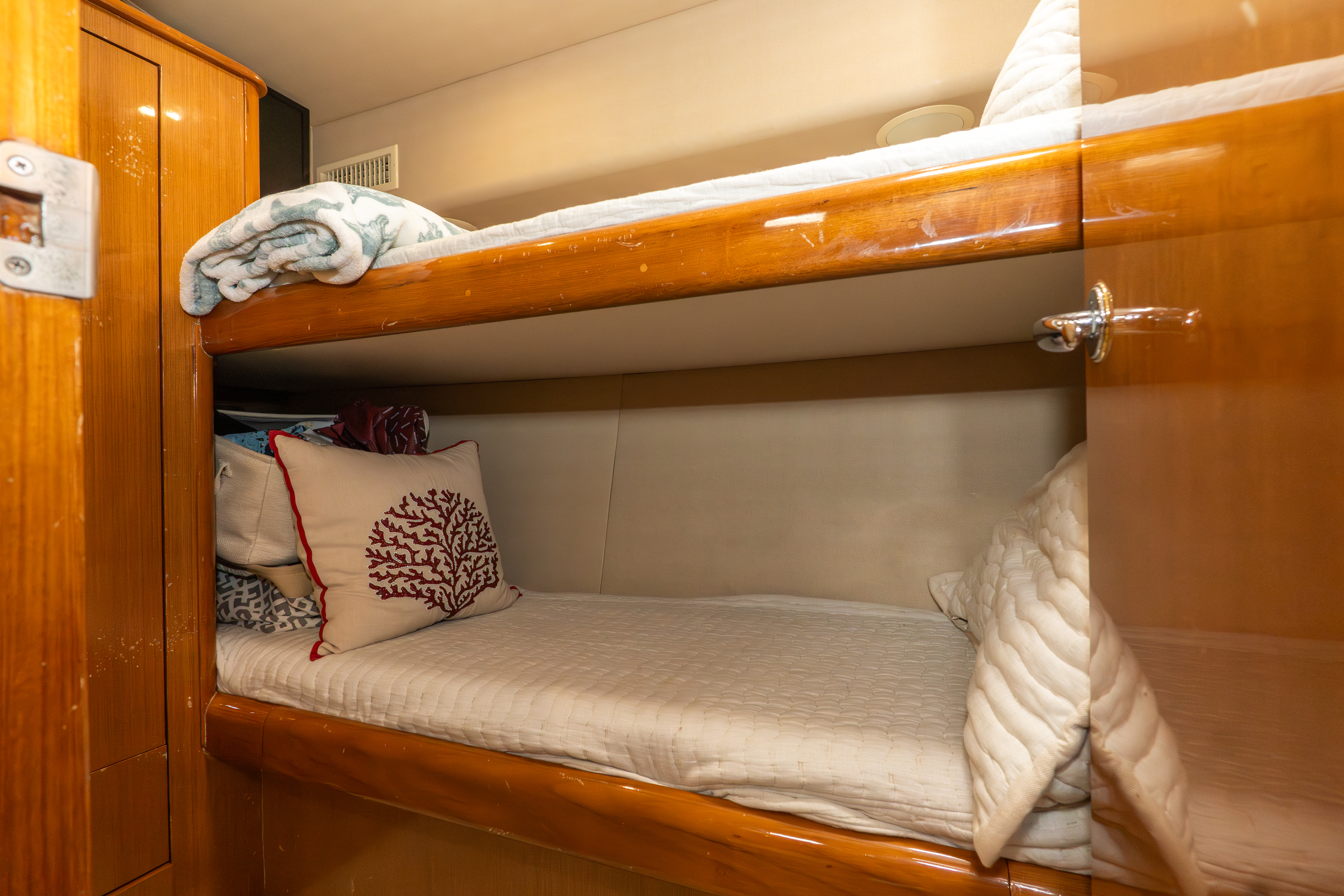 2003 Viking 48SF Image Thumbnail #26