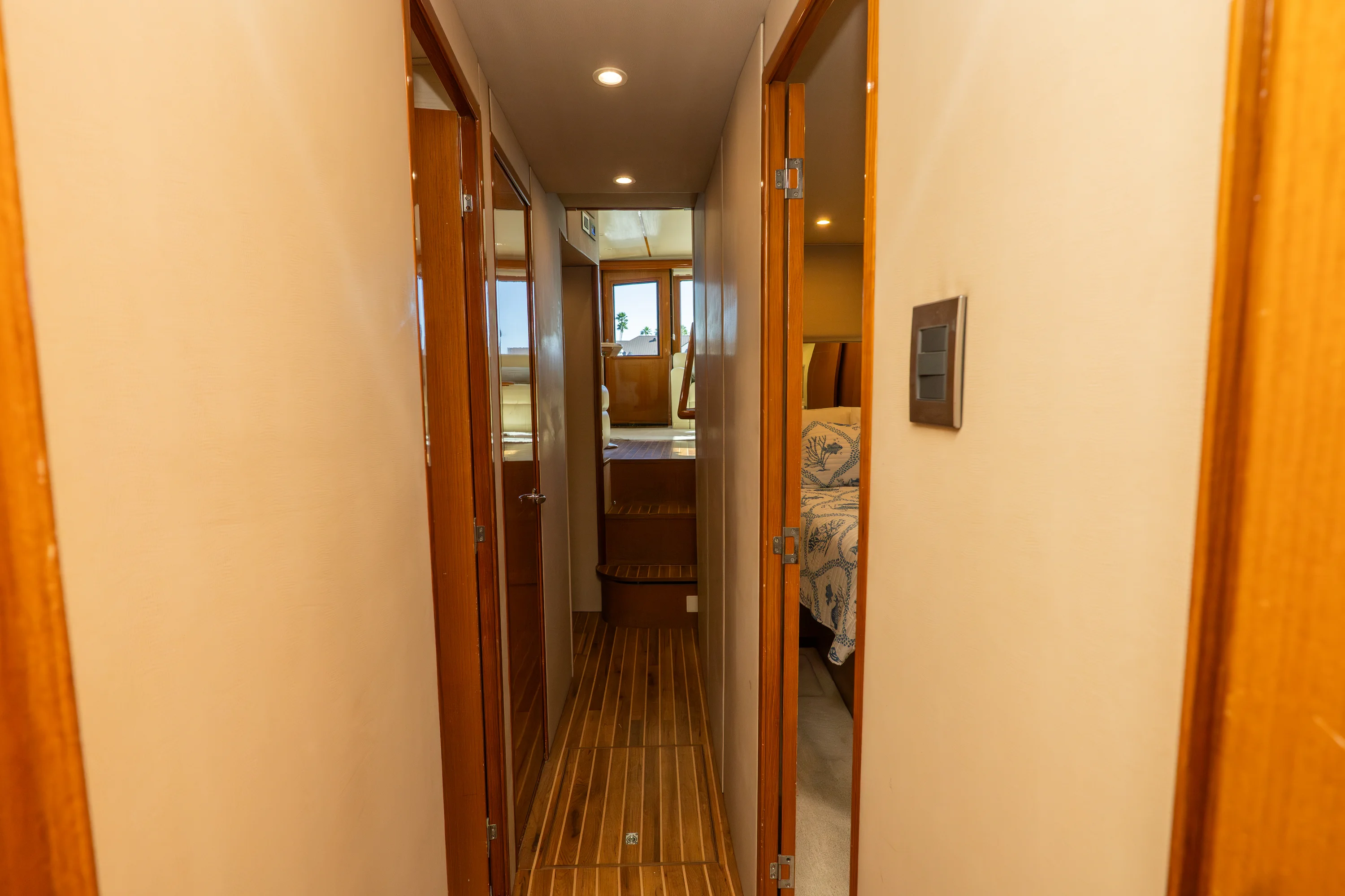 2003 Viking 48SF Image Thumbnail #44