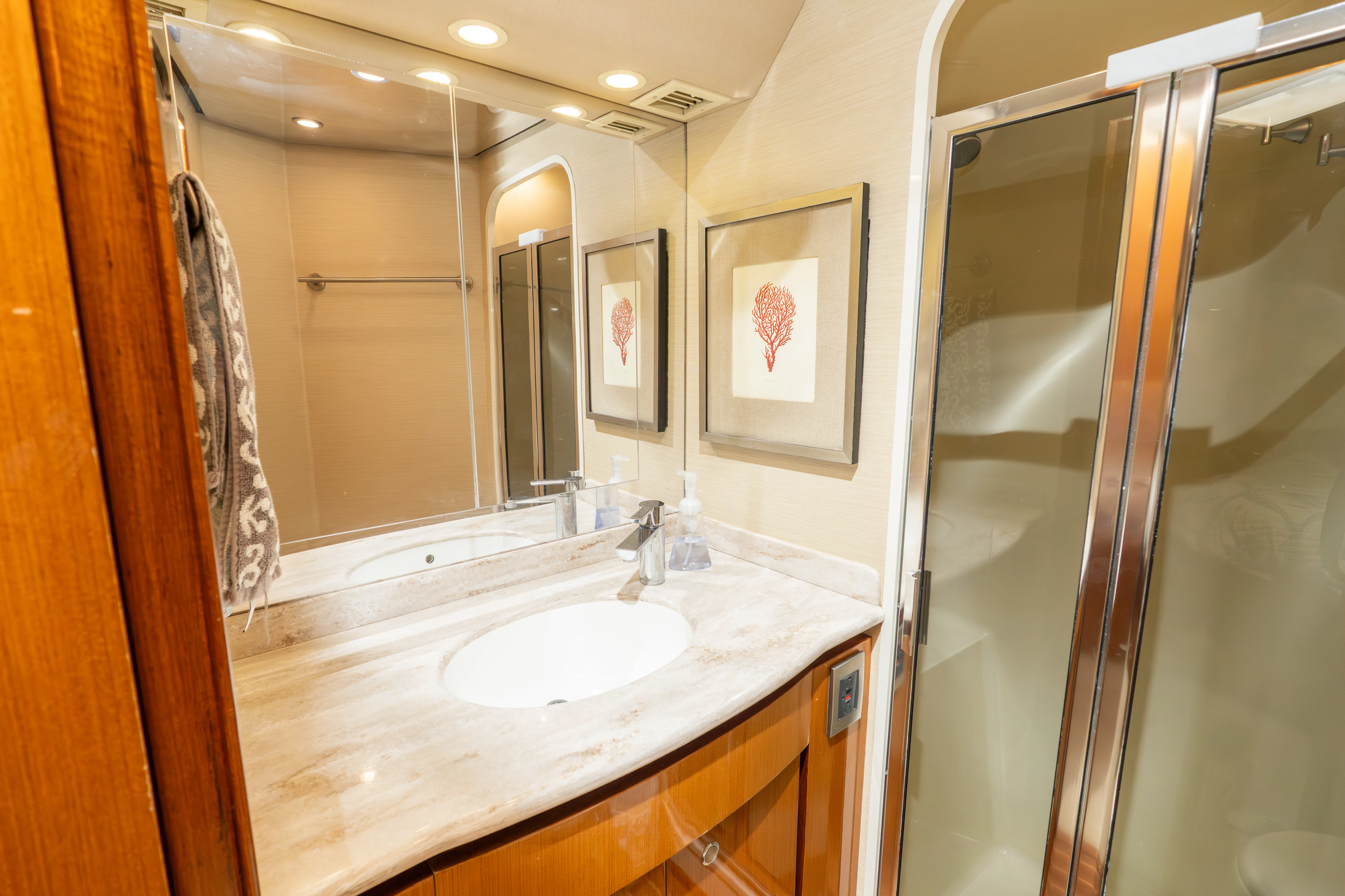 2003 Viking 48SF Image Thumbnail #43