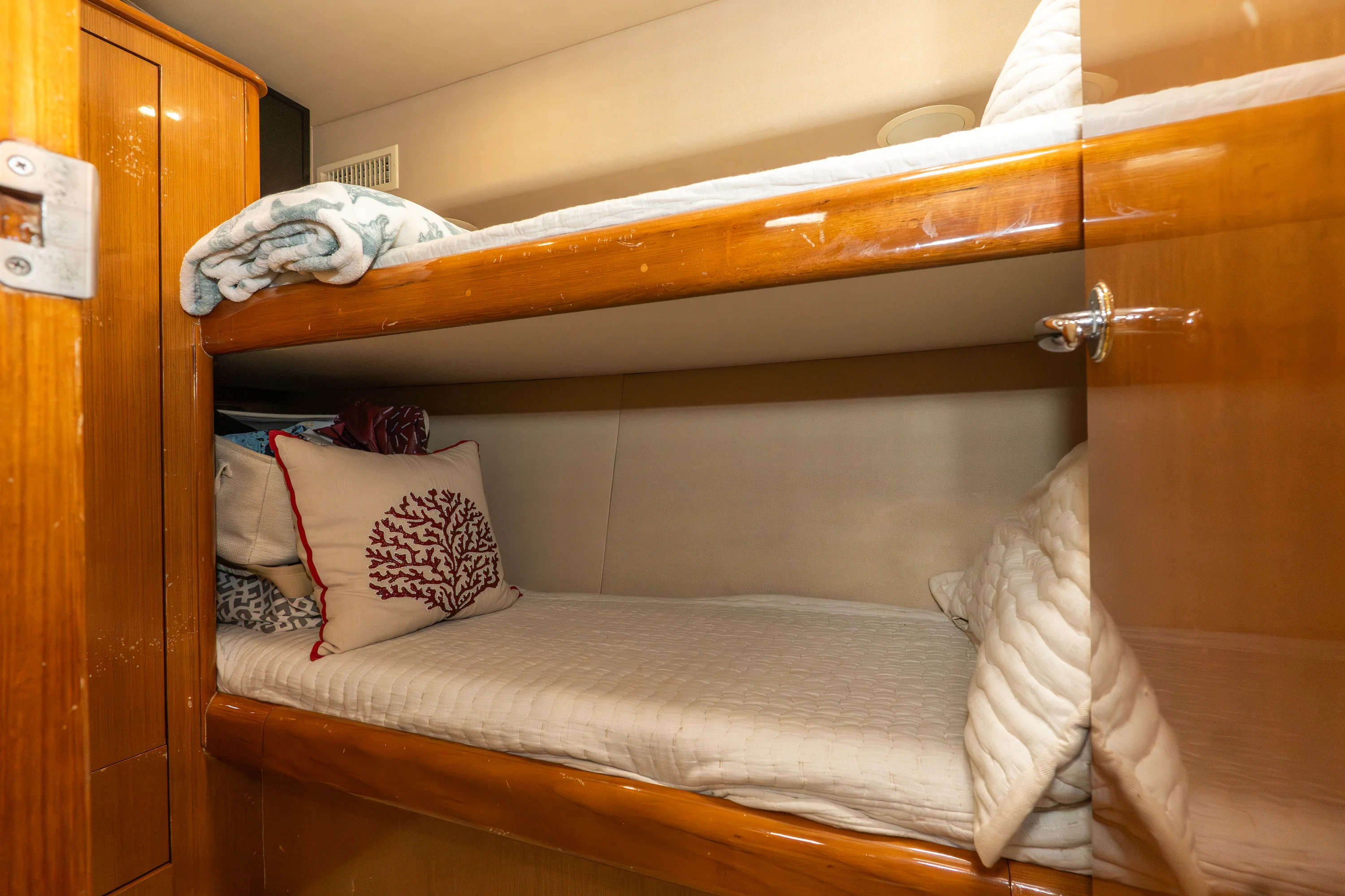 2003 Viking 48SF Image Thumbnail #26