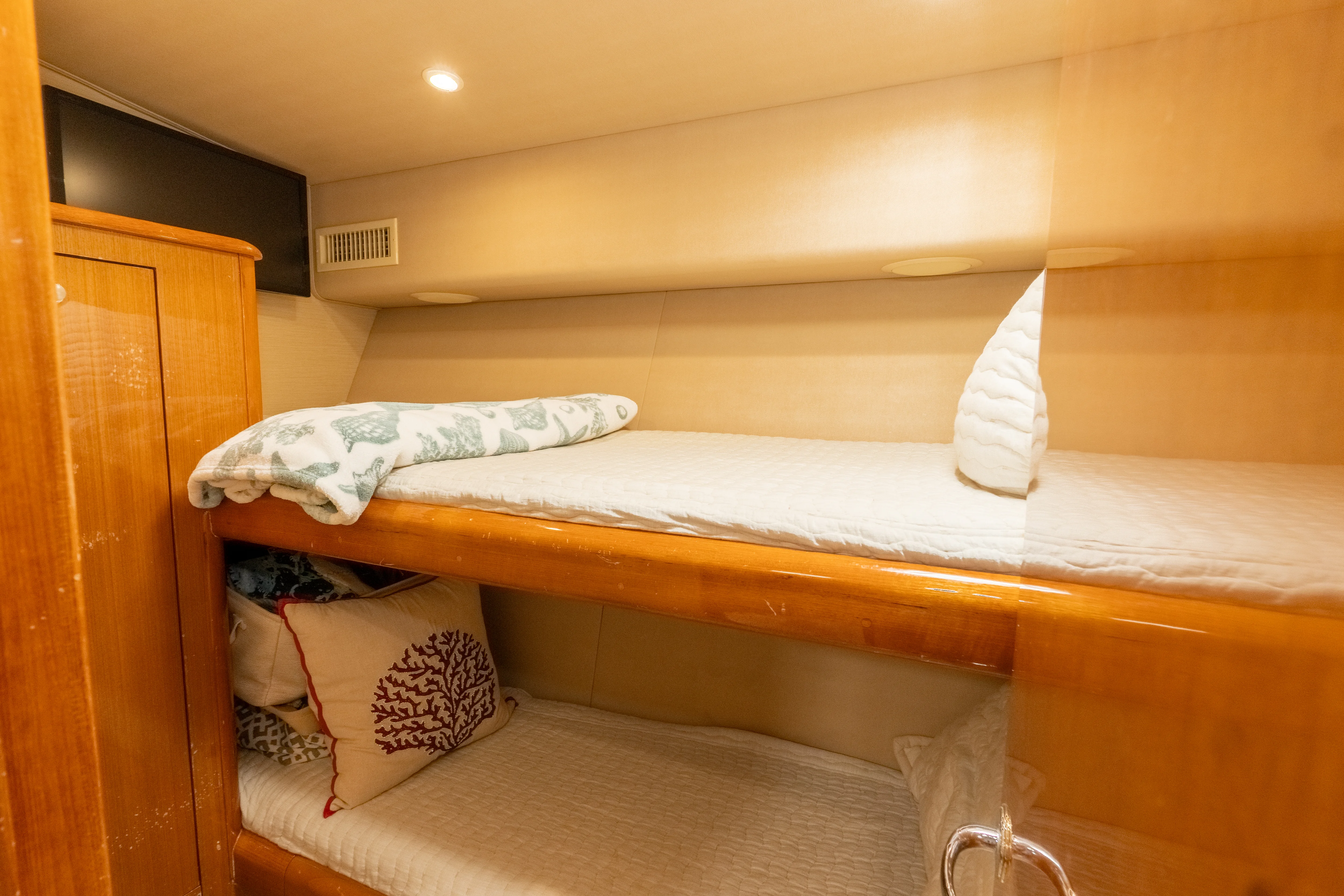 2003 Viking 48SF Image Thumbnail #25