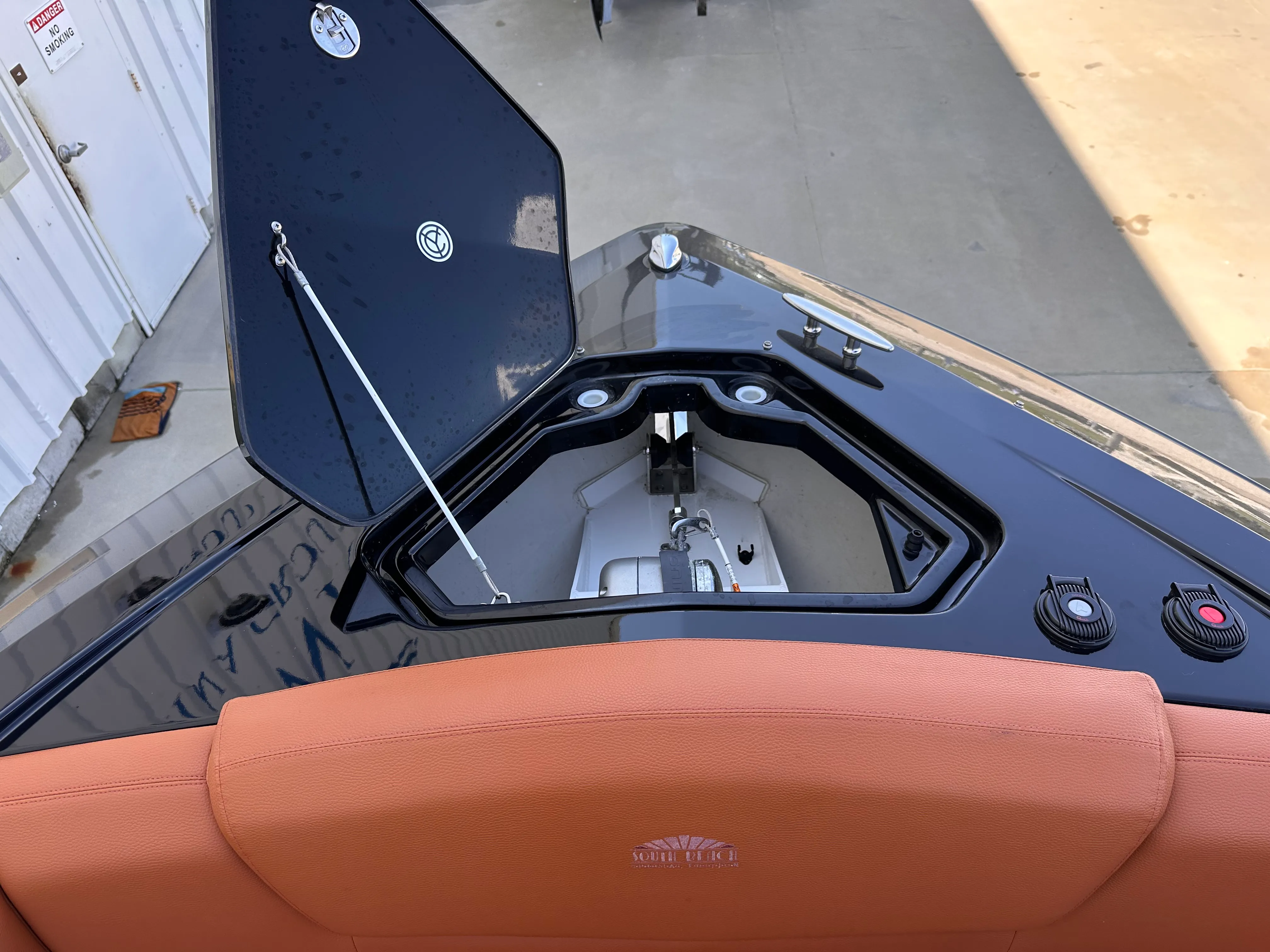 2022 Cruisers Yachts 338 SS OB Image Thumbnail #31