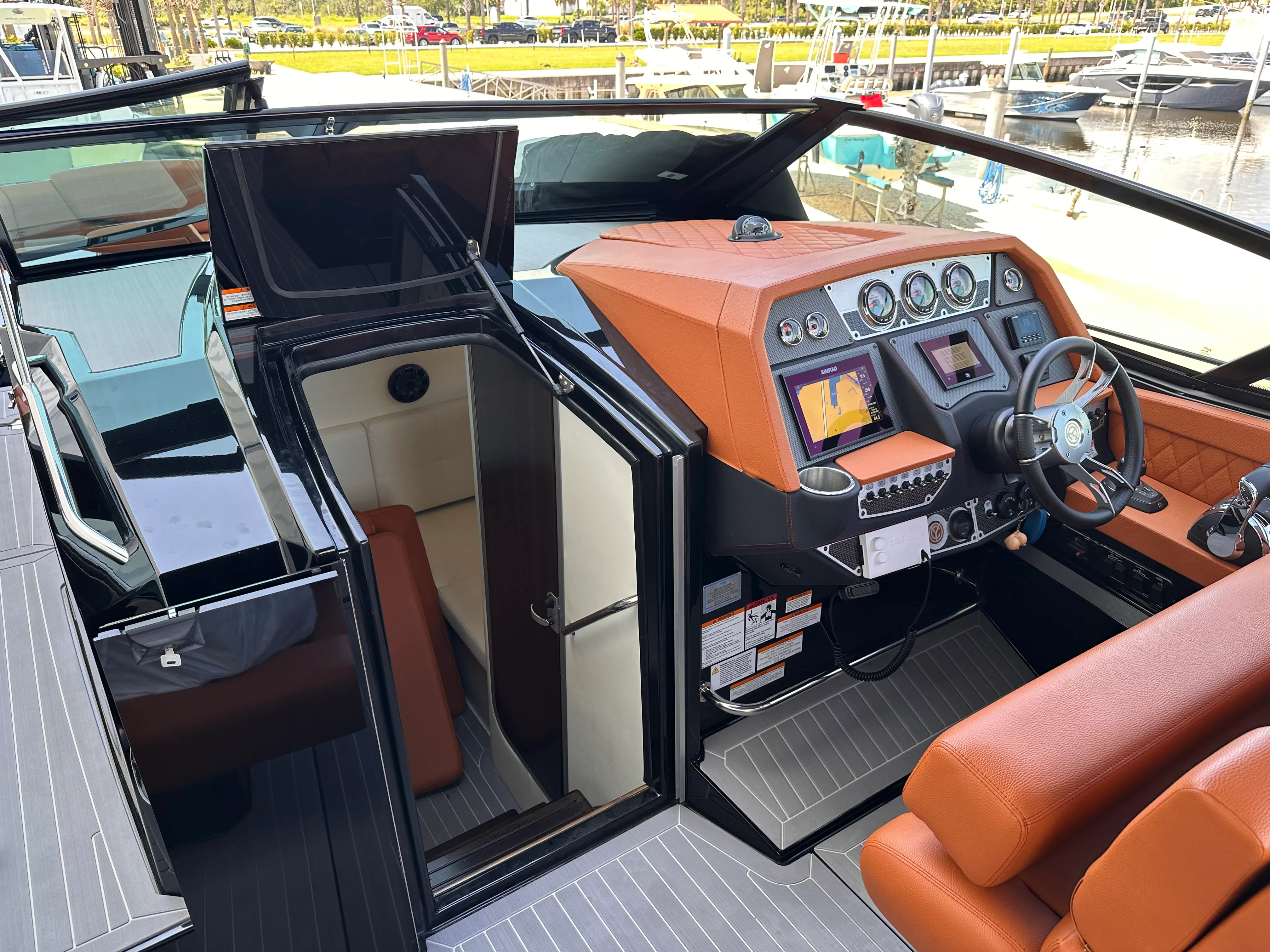 2022 Cruisers Yachts 338 SS OB Image Thumbnail #21