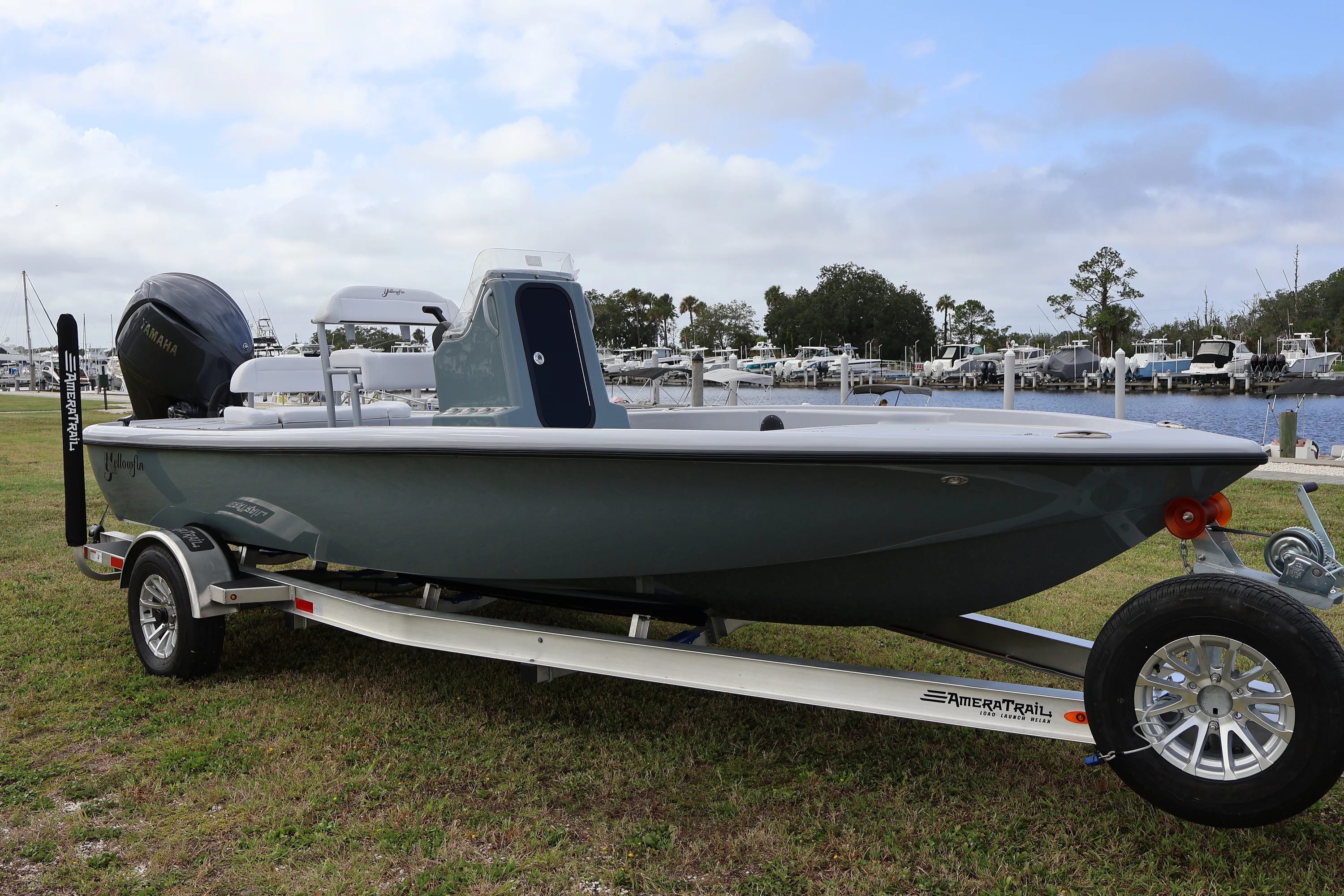 2026 Yellowfin 21 BAY Image Thumbnail #0