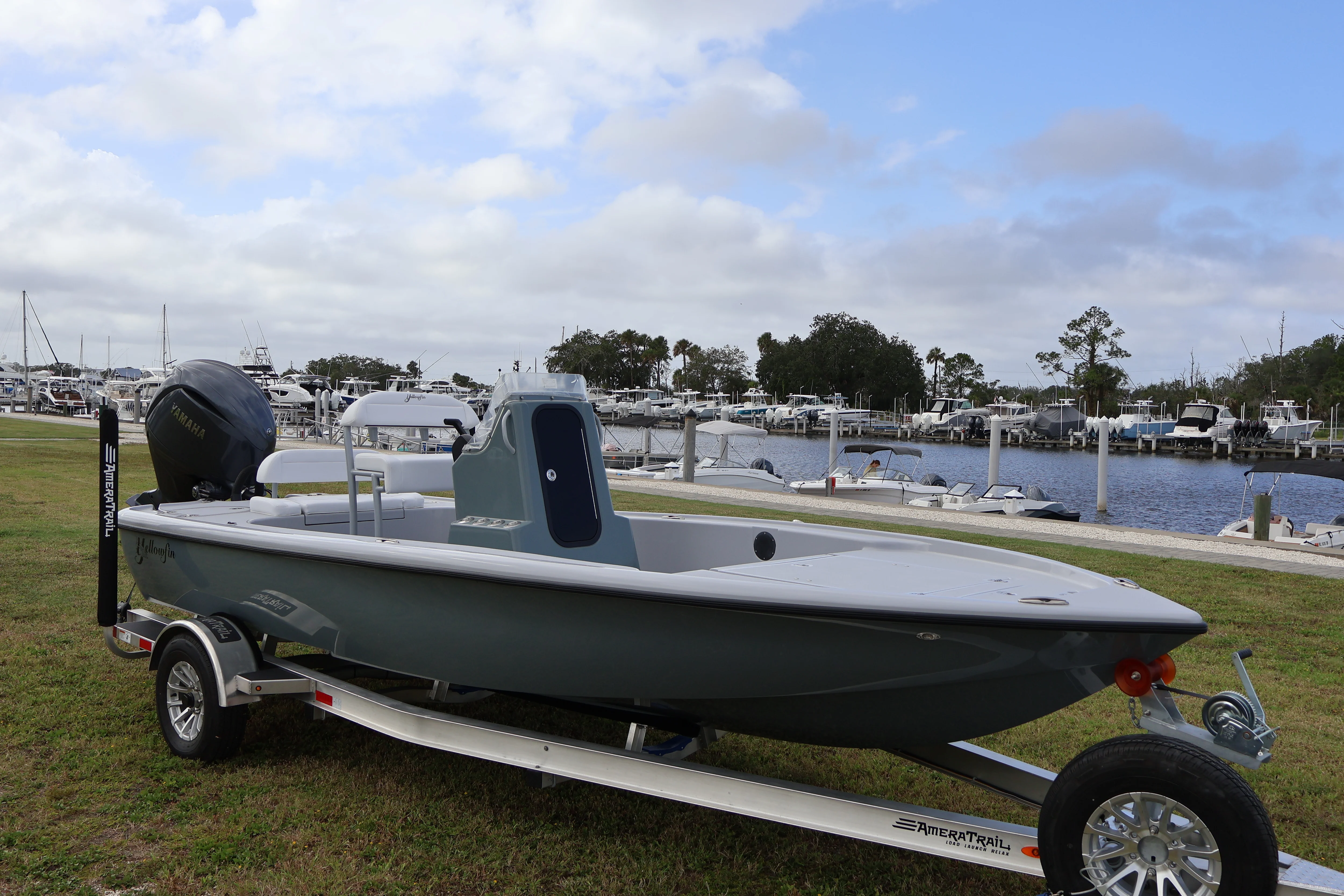 2026 Yellowfin 21 BAY Image Thumbnail #1