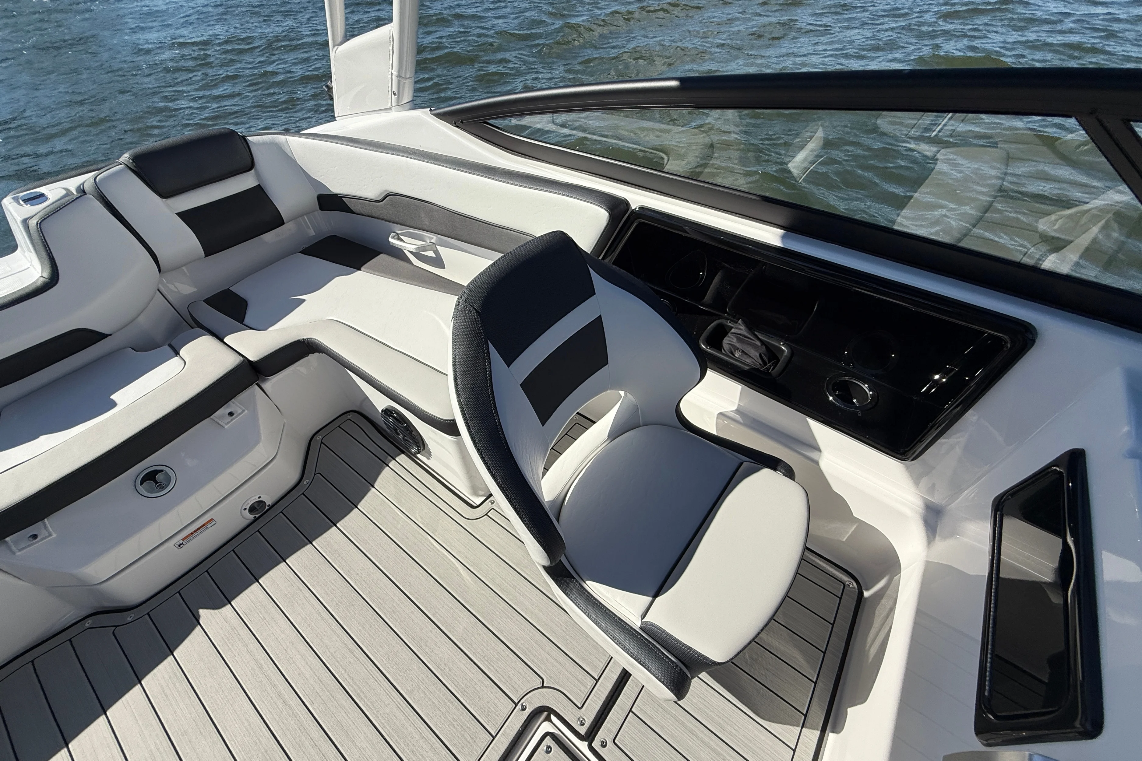 2026 Yamaha 195S Image Thumbnail #11