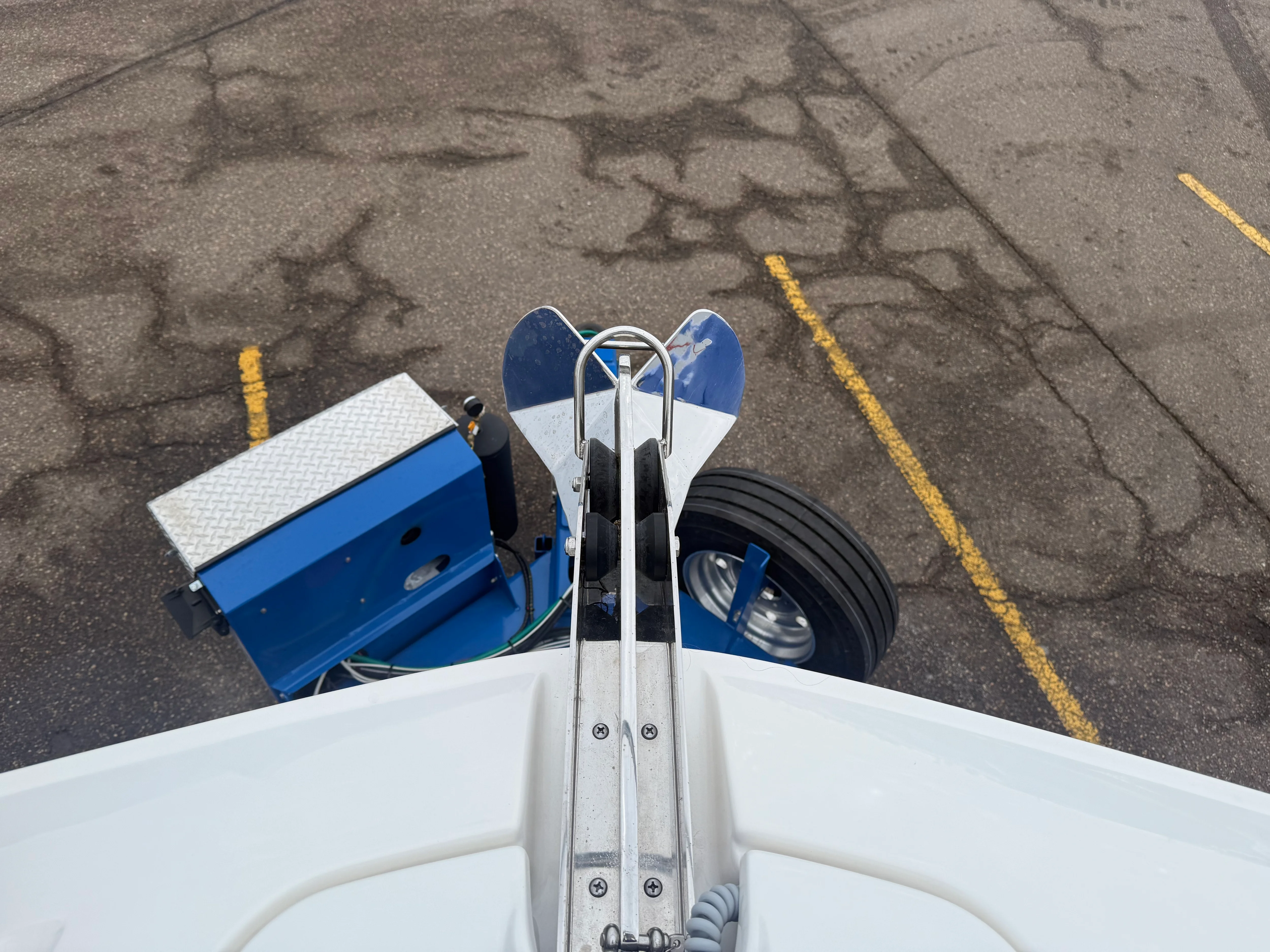 2023 Sea Ray 320 DA Image Thumbnail #19