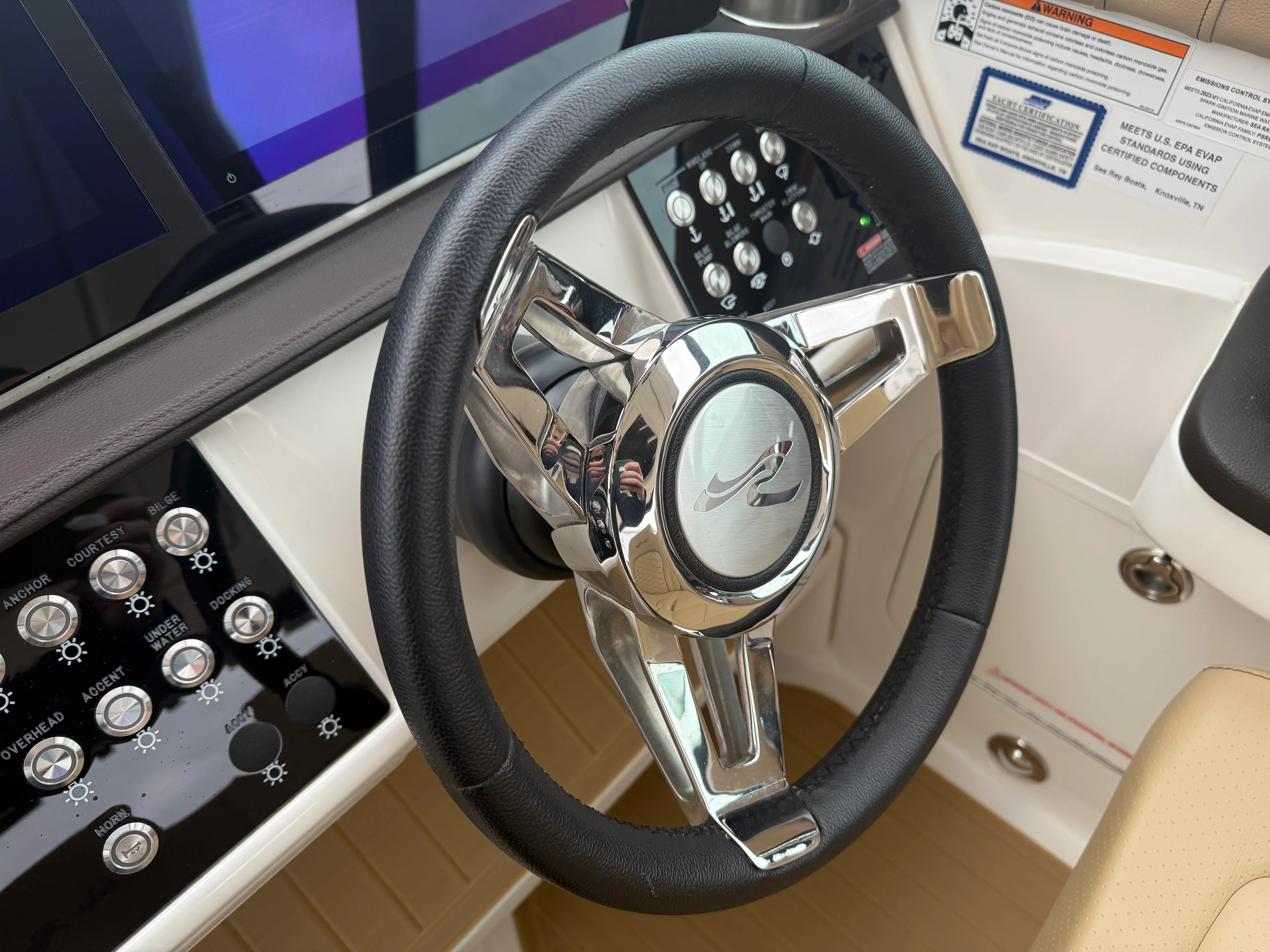 2023 Sea Ray 320 DA Image Thumbnail #43