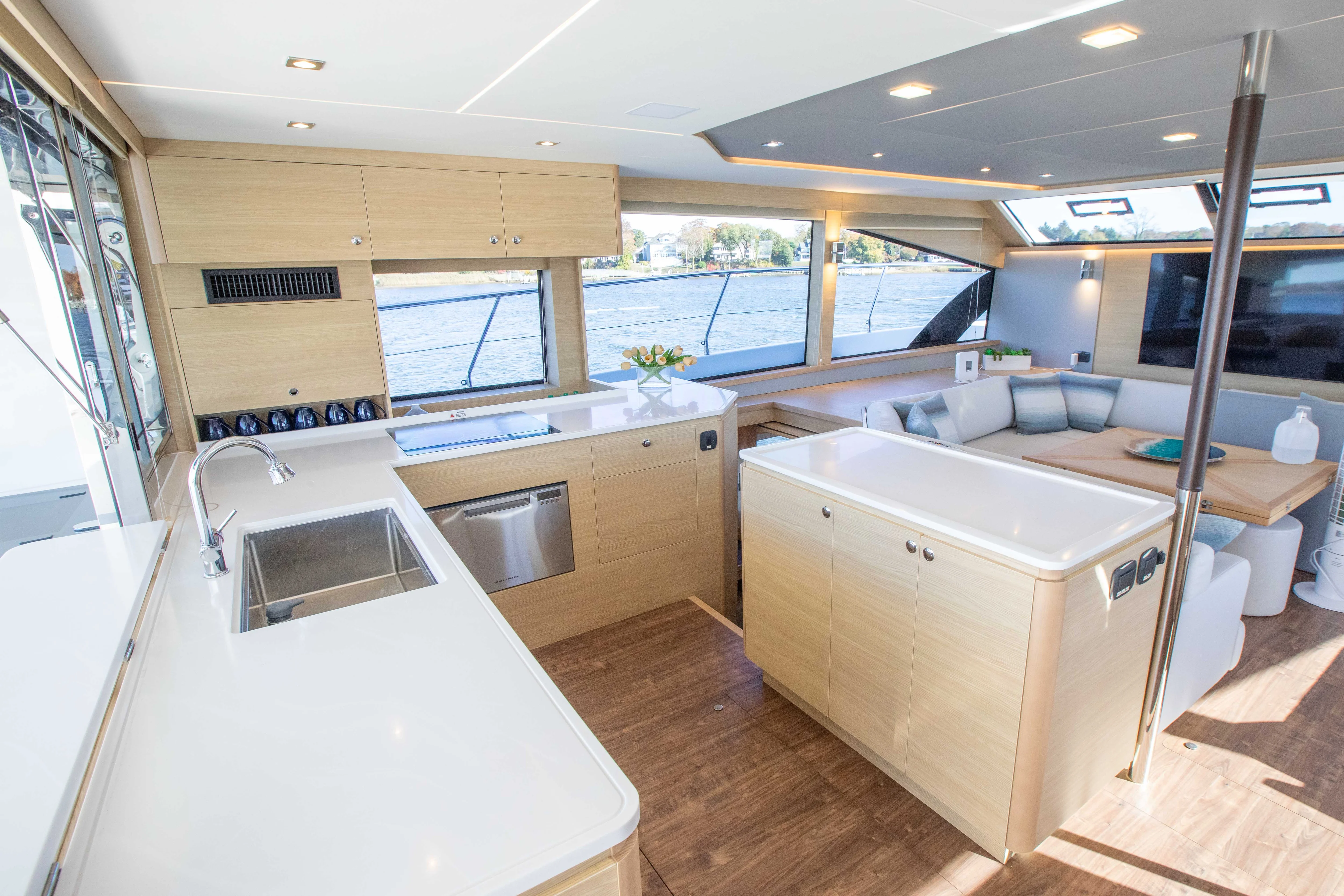 2023 Aquila
                                                             54 Yacht Image Thumbnail #30