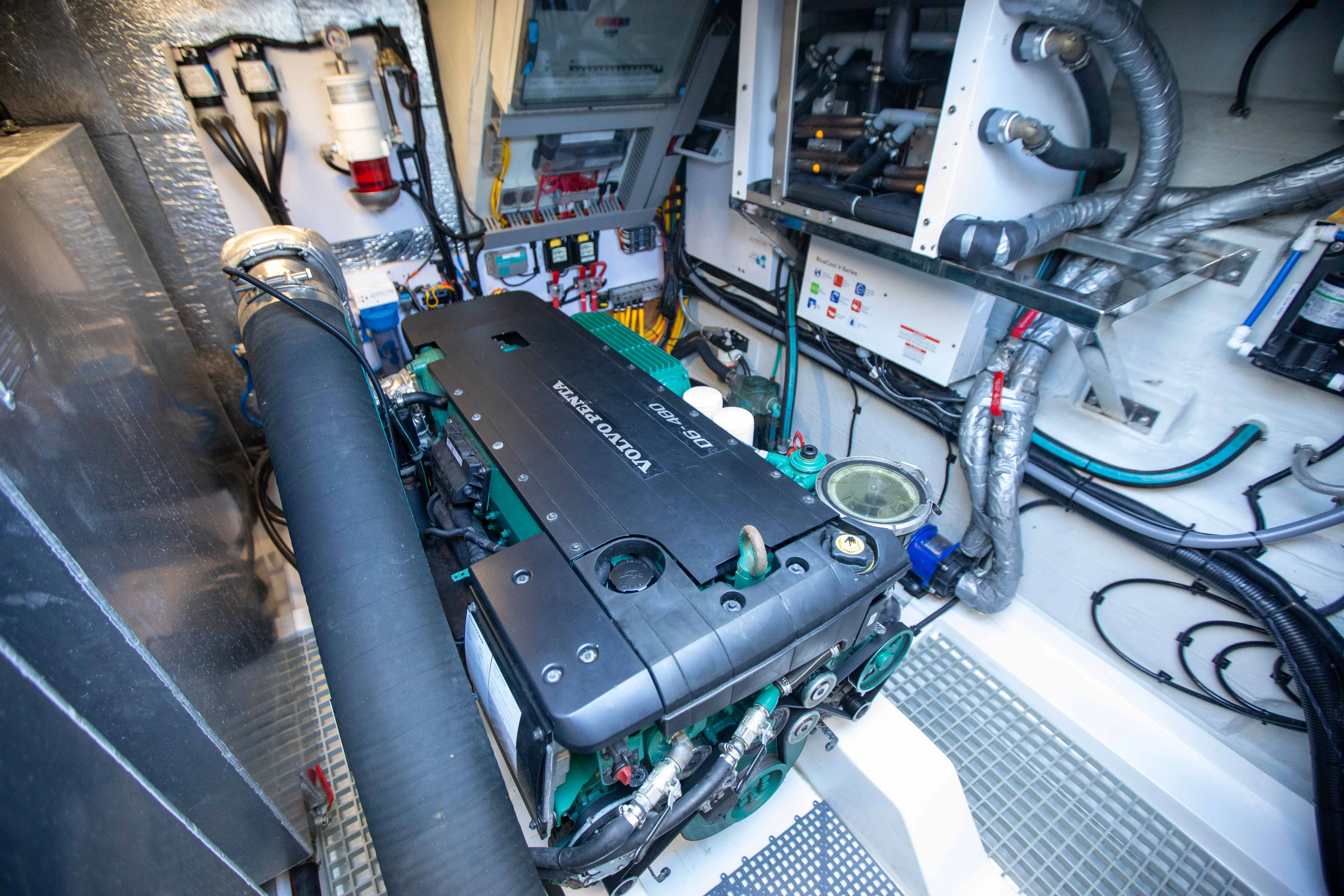 2023 Aquila
                                                             54 Yacht Image Thumbnail #81