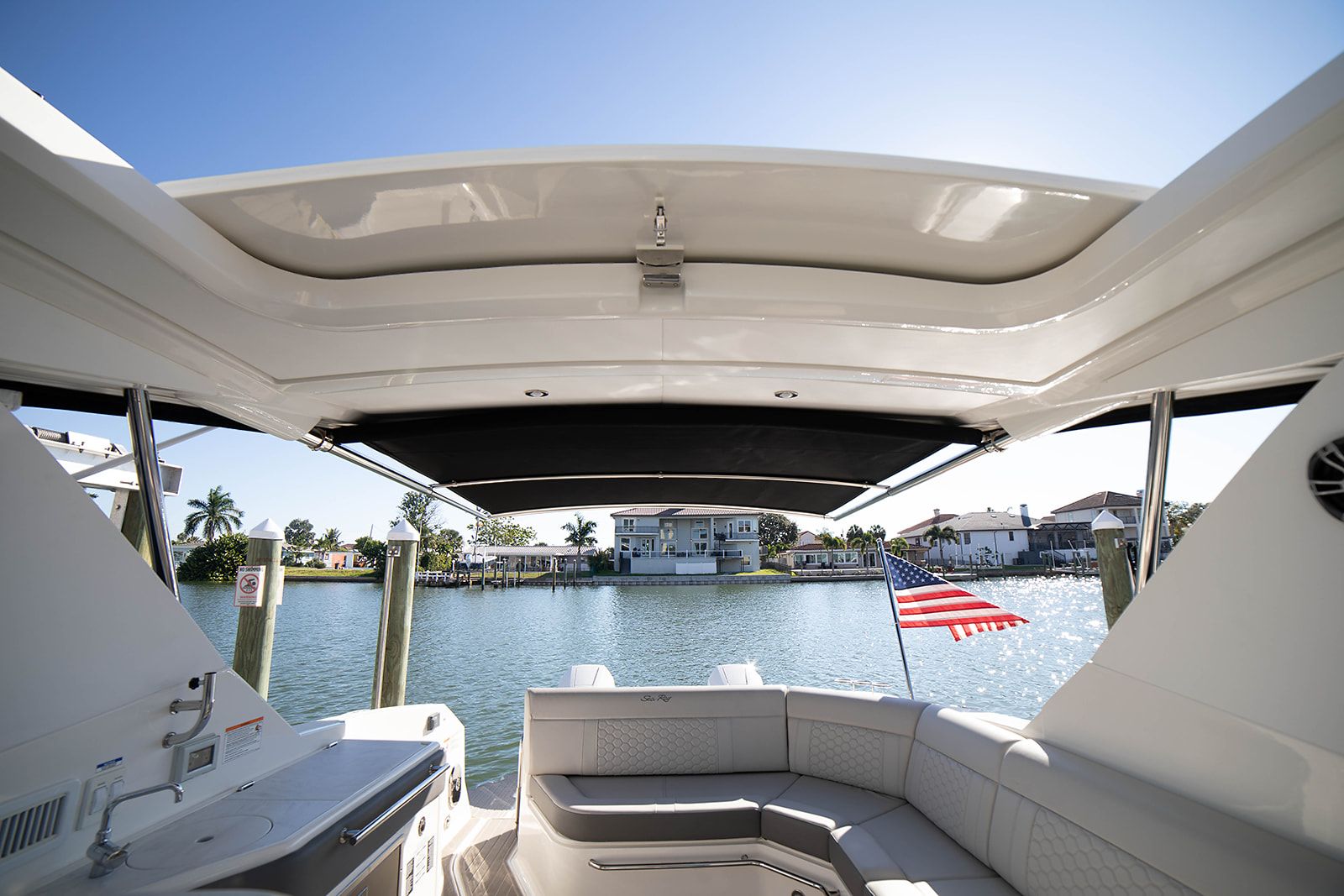 2025 Sea Ray 320 DA-OB Image Thumbnail #39