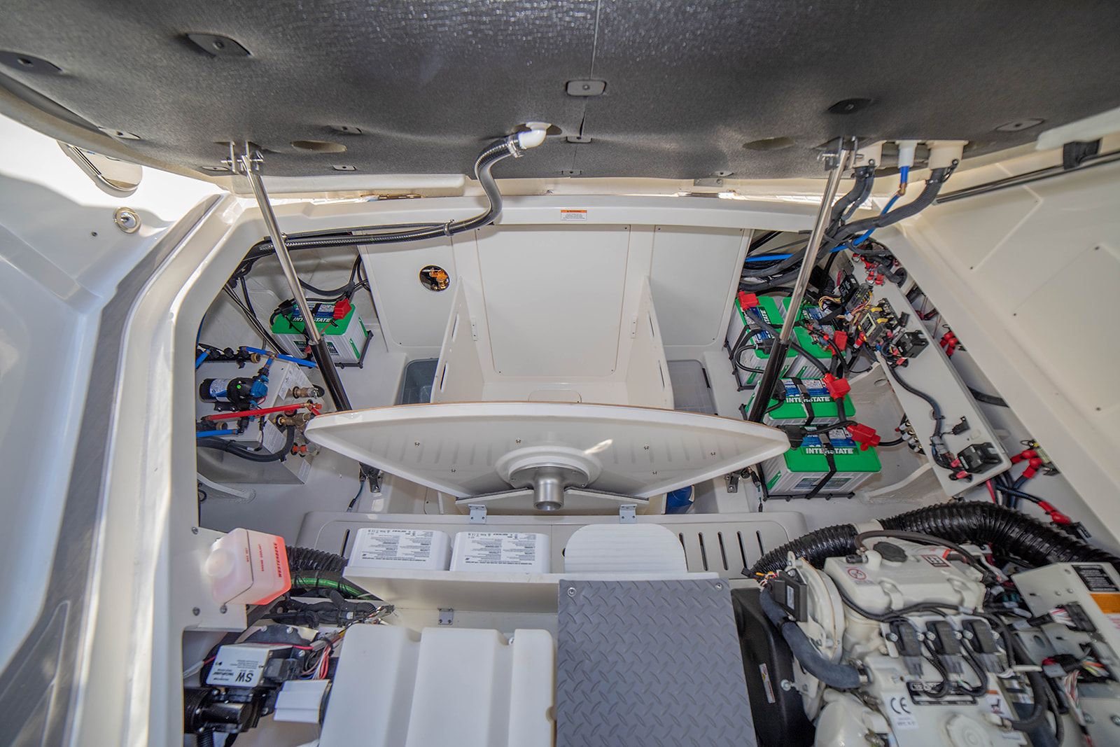 2025 Sea Ray 320 DA-OB Image Thumbnail #67