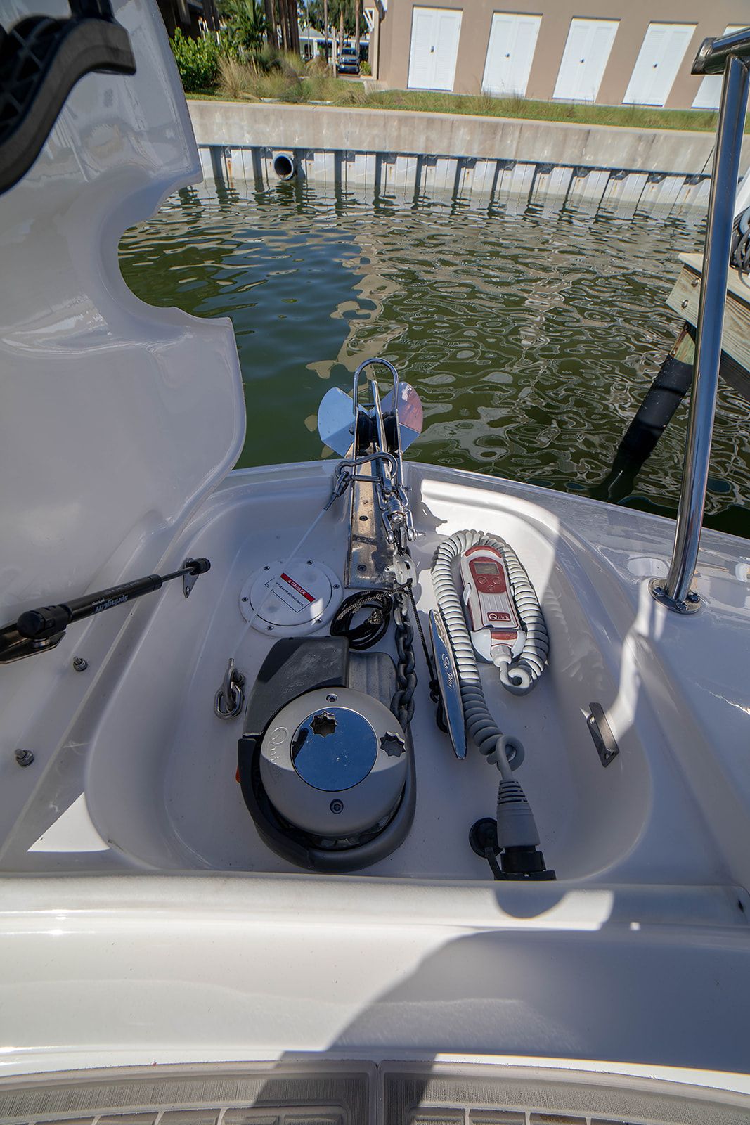 2025 Sea Ray 320 DA-OB Image Thumbnail #46