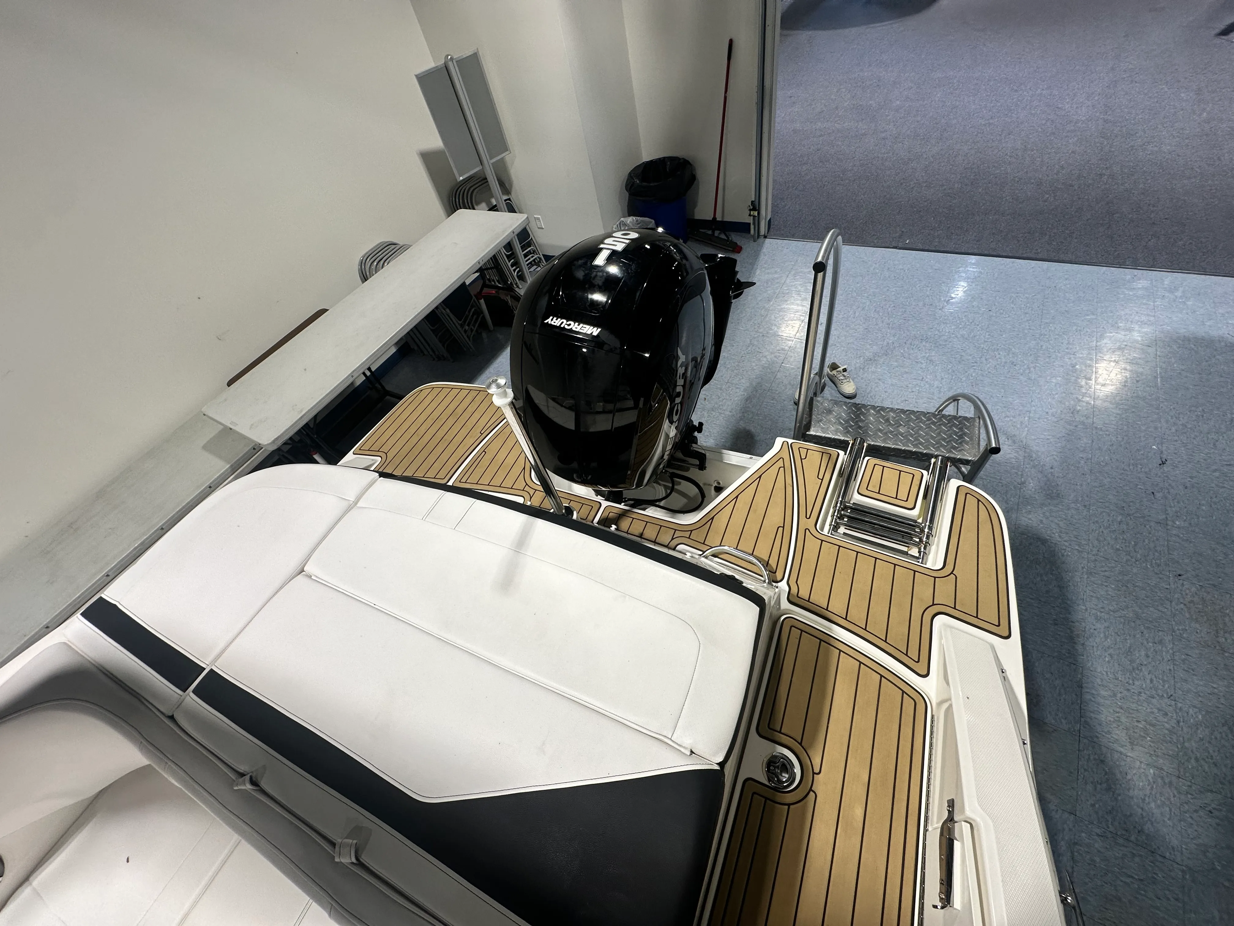 2023 Sea Ray 210 SPX Image Thumbnail #26