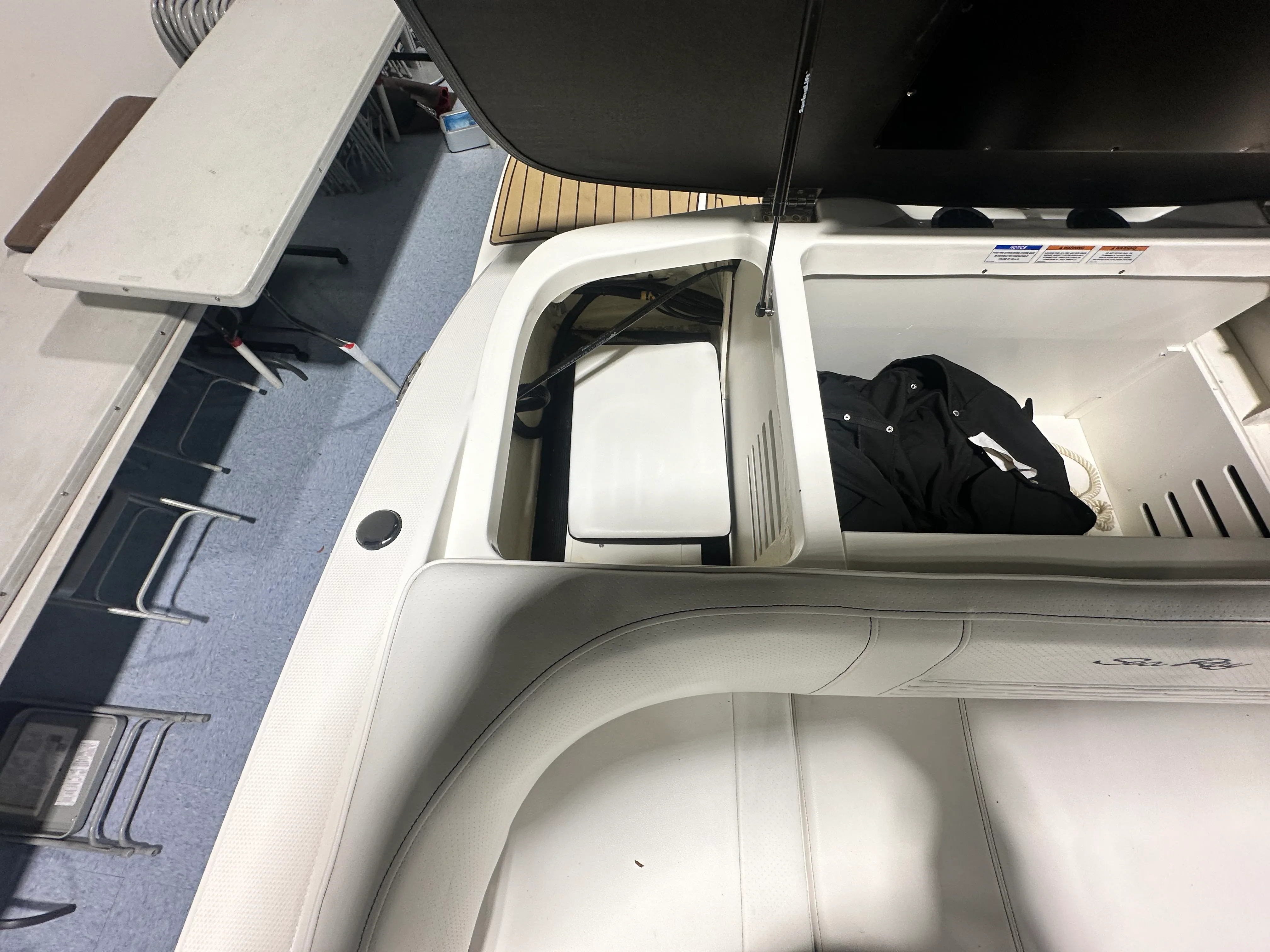 2023 Sea Ray 210 SPX Image Thumbnail #23