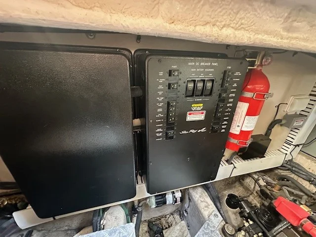 2006 Sea Ray 38 Sundancer Image Thumbnail #23