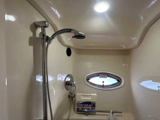 2006 Sea Ray 38 Sundancer Image Thumbnail #37