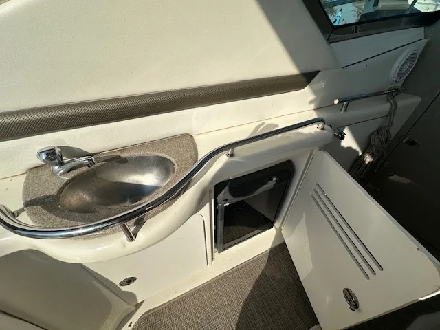 2006 Sea Ray 38 Sundancer Image Thumbnail #12