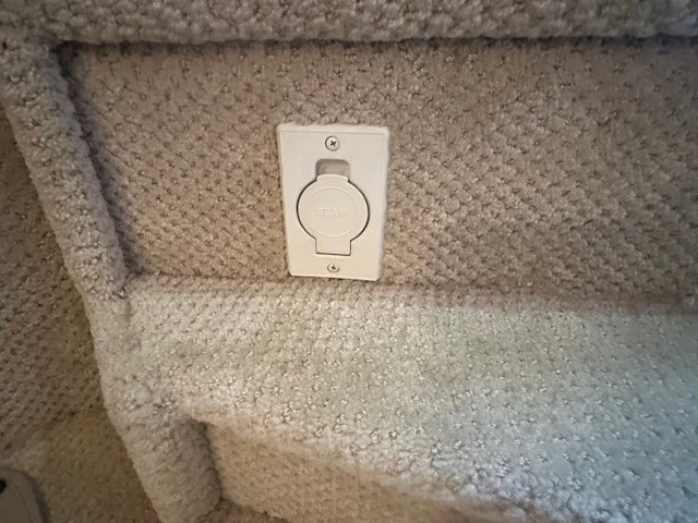 2006 Sea Ray 38 Sundancer Image Thumbnail #32