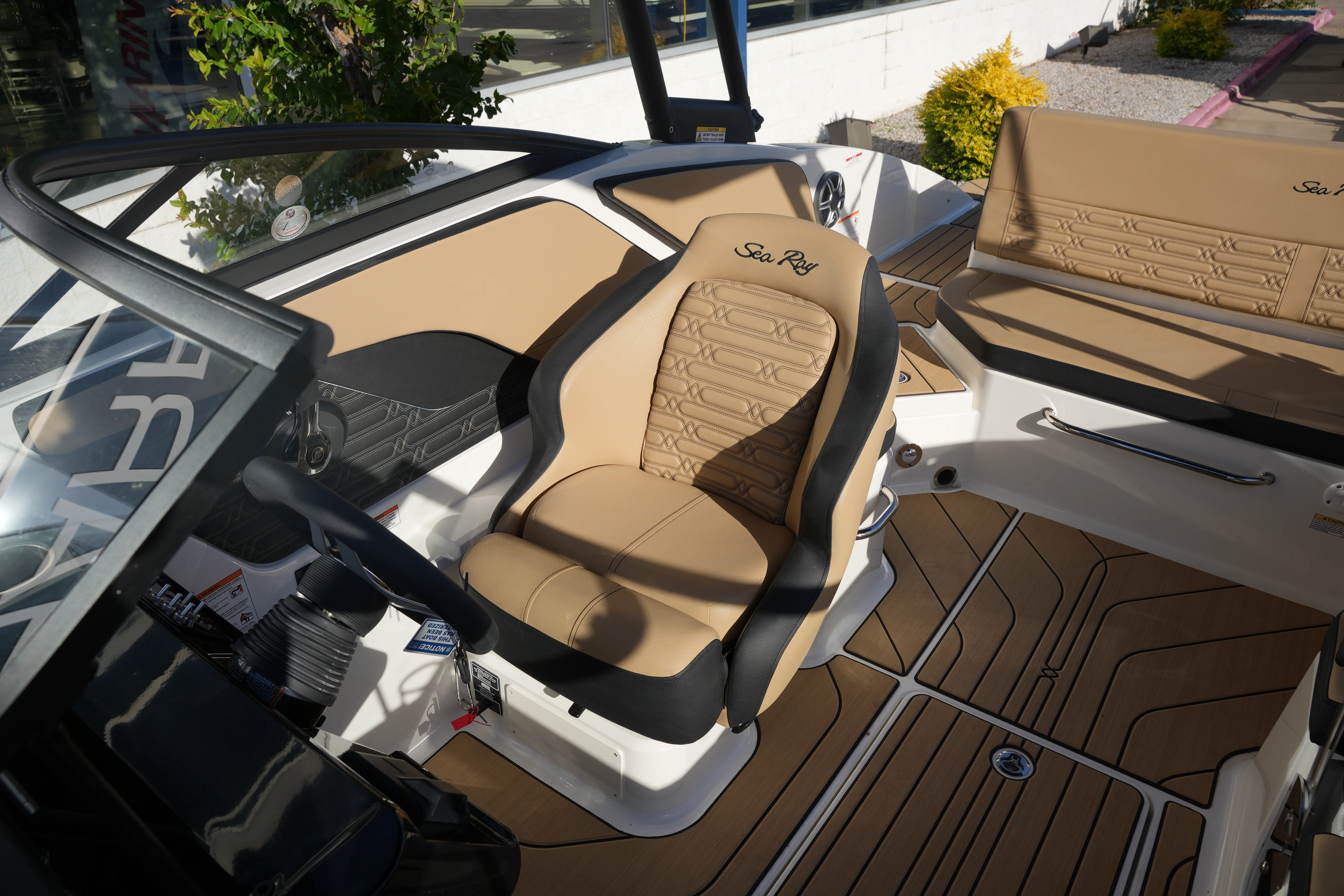 2026 Sea Ray SPX 210 Image Thumbnail #19