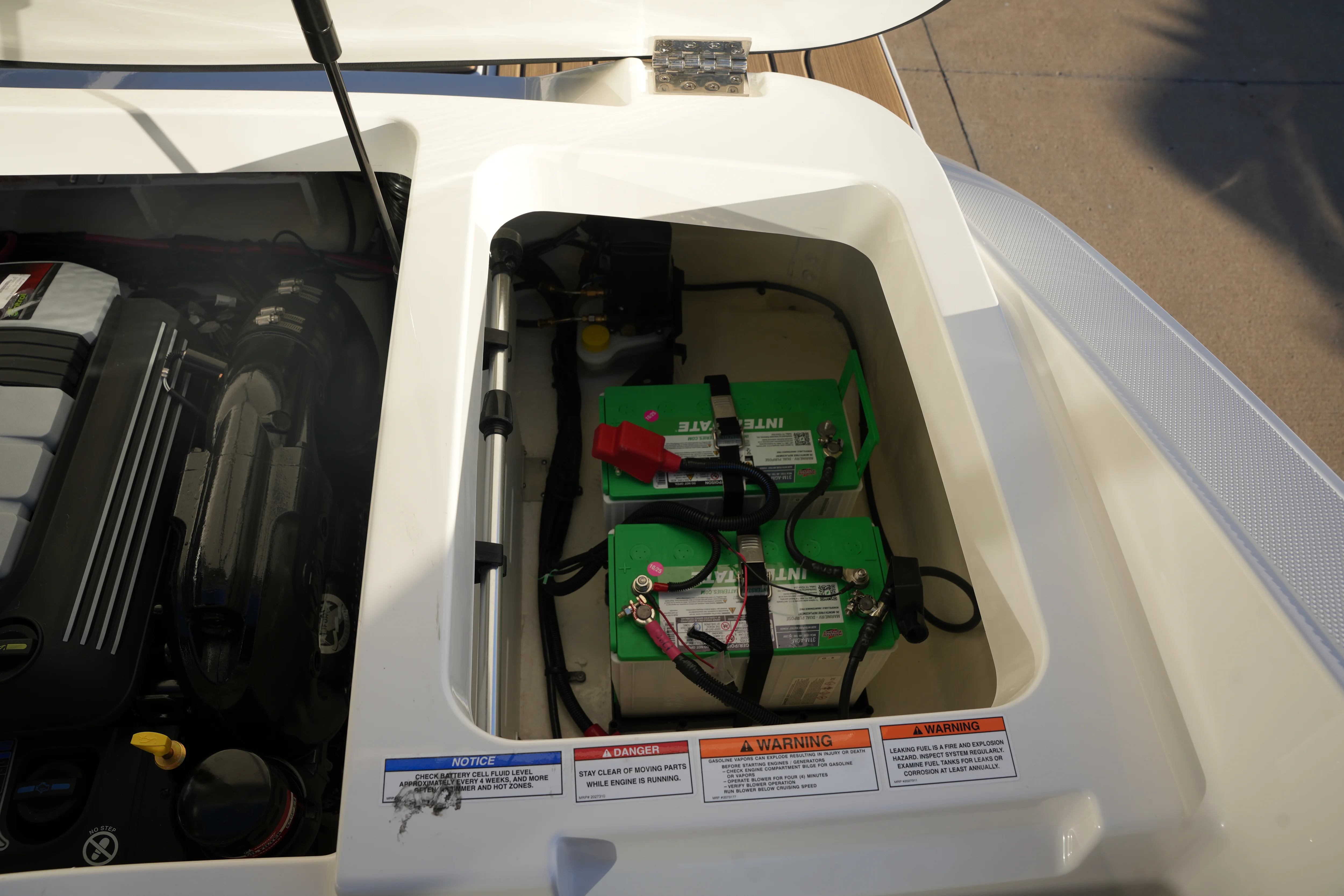 2026 Sea Ray SPX 210 Image Thumbnail #33