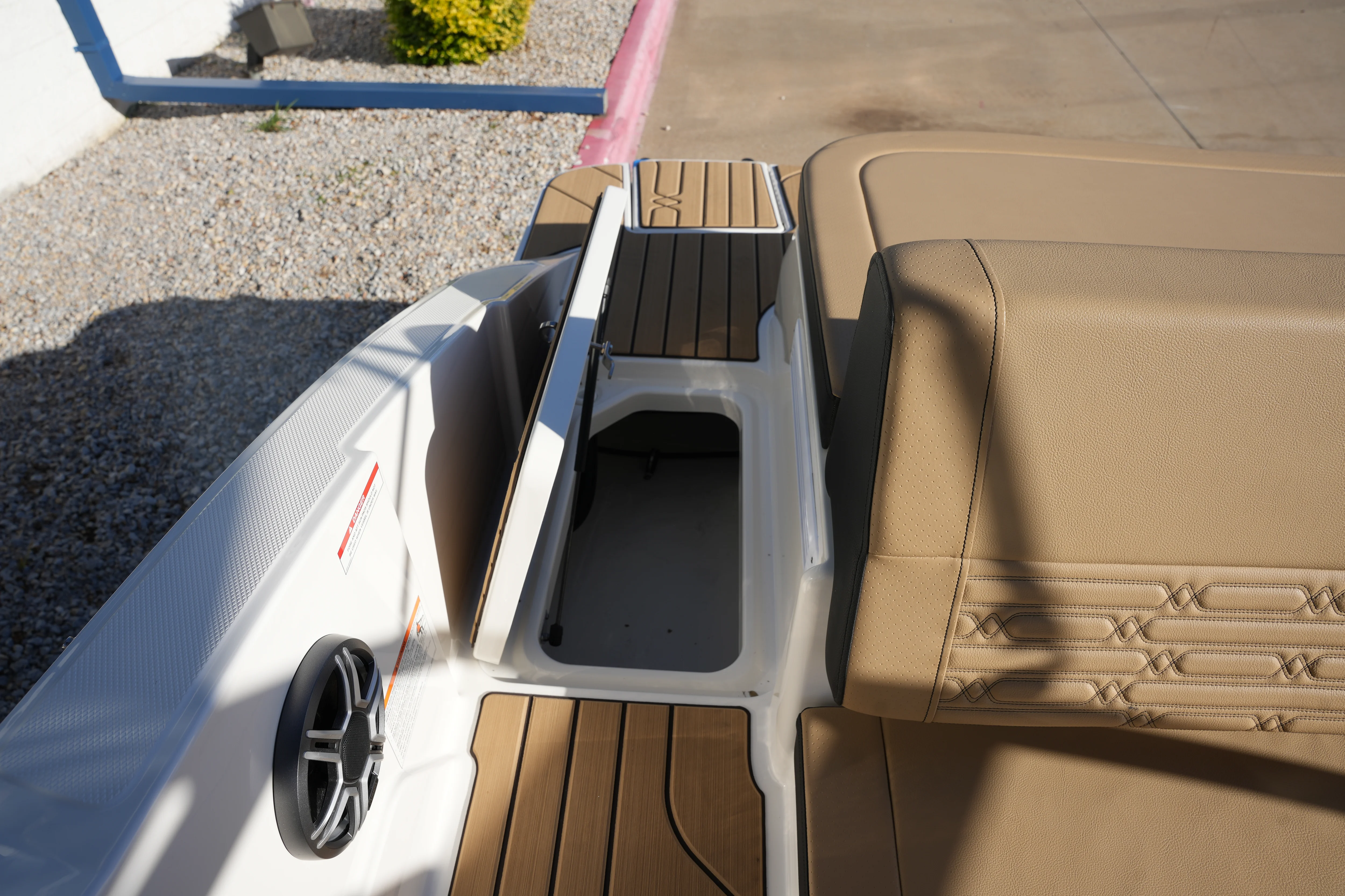 2026 Sea Ray SPX 210 Image Thumbnail #30