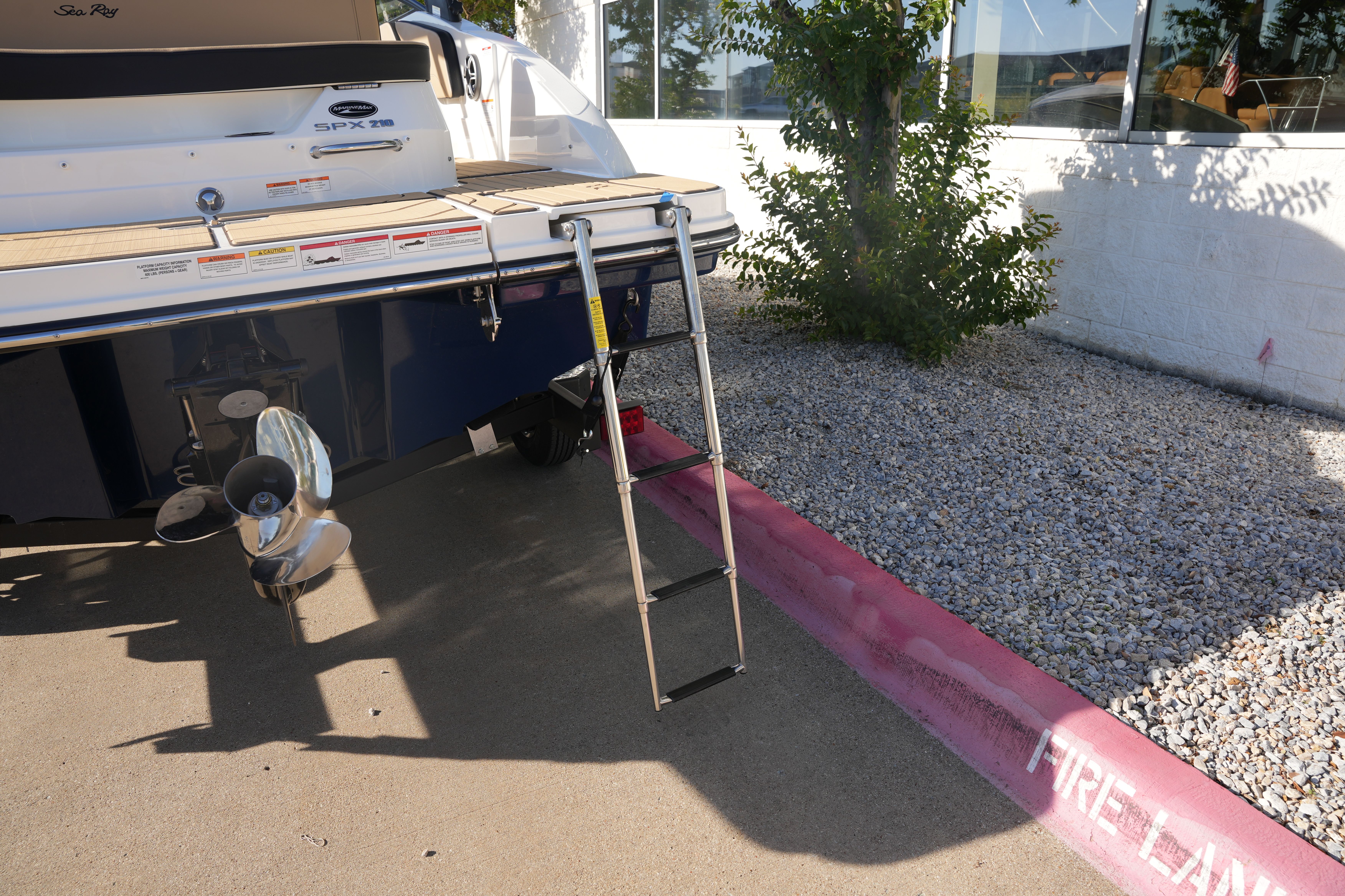 2026 Sea Ray SPX 210 Image Thumbnail #4