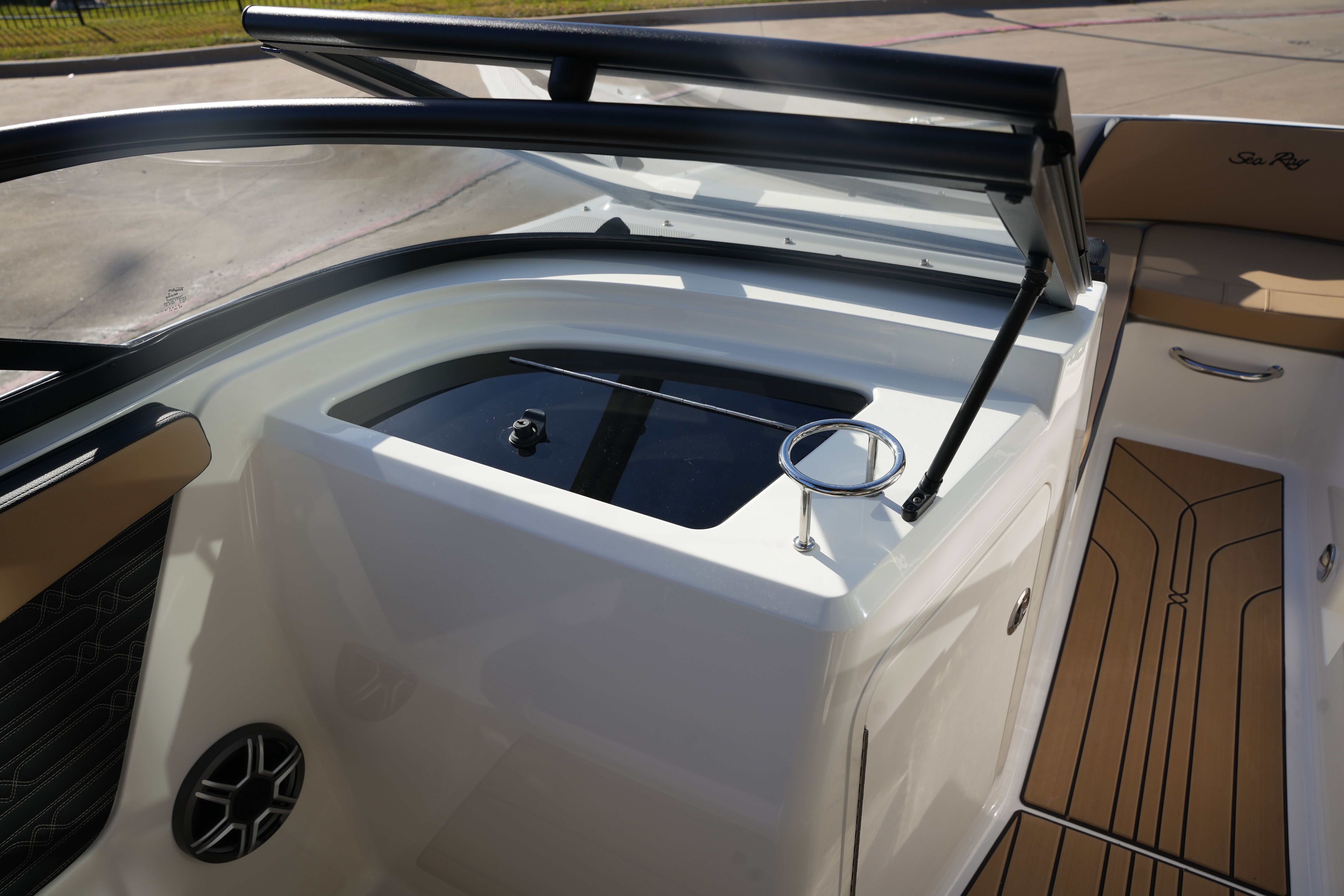 2026 Sea Ray SPX 210 Image Thumbnail #16