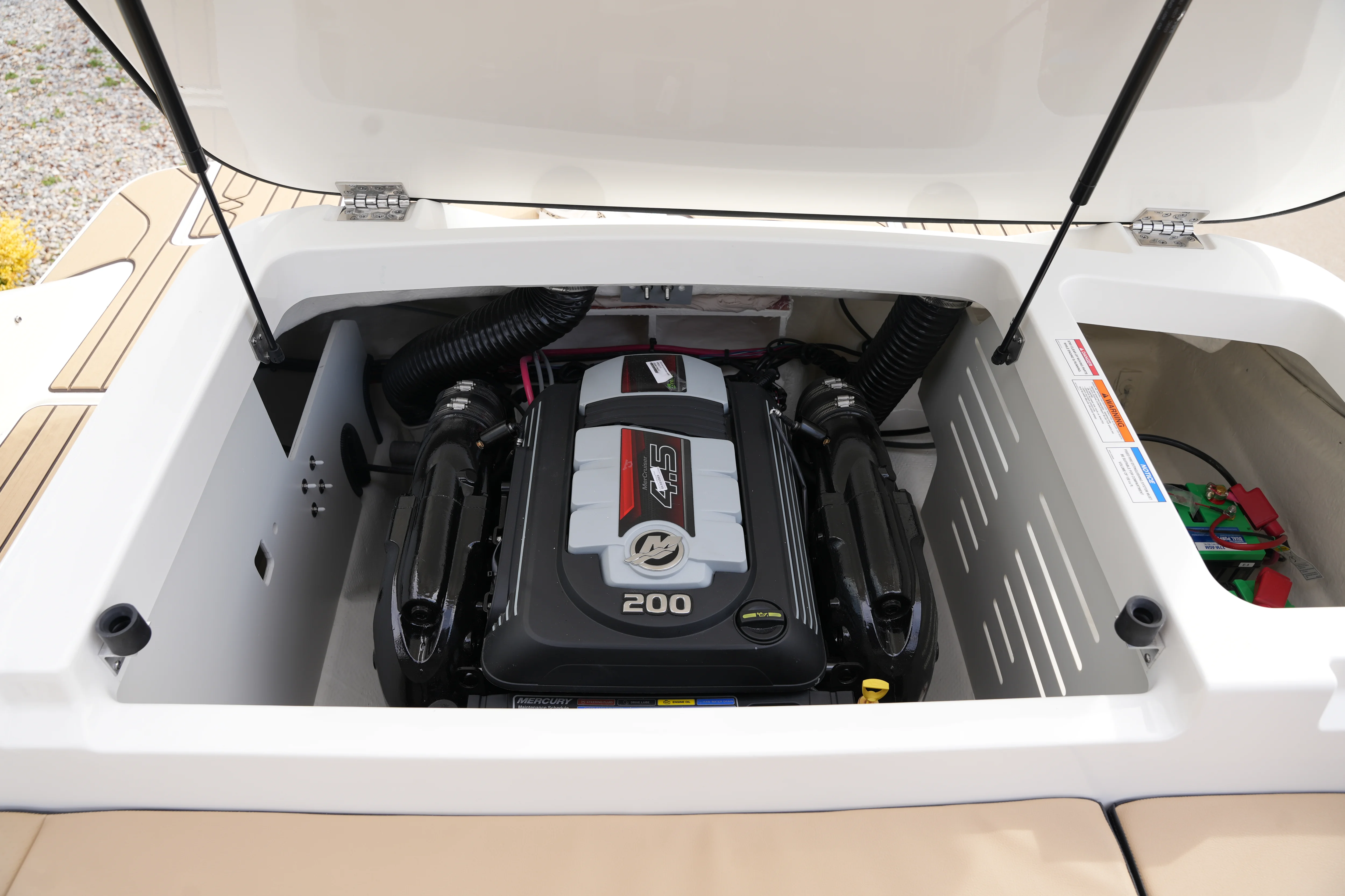 2026 Sea Ray SPX 210 Image Thumbnail #26