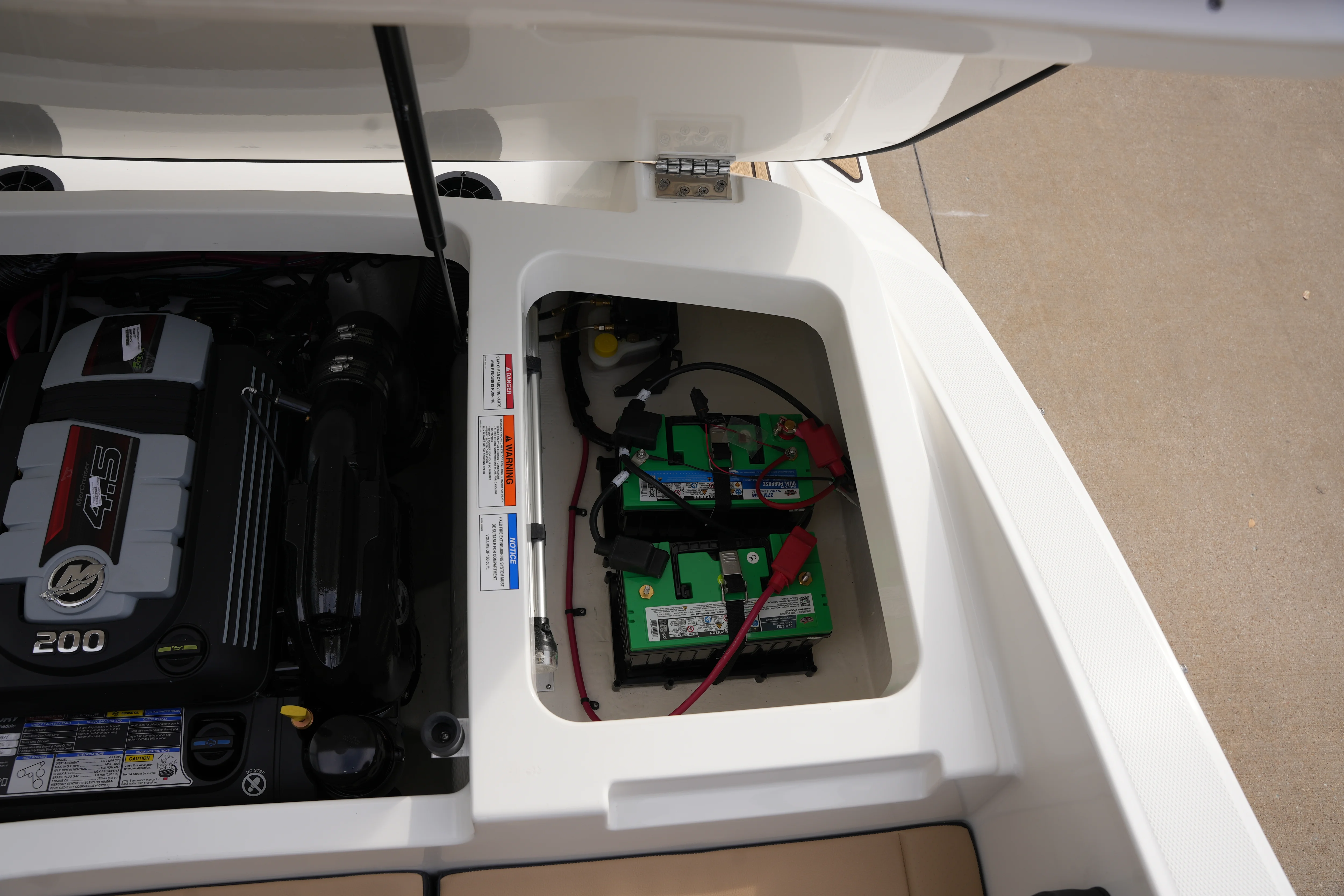 2026 Sea Ray SPX 210 Image Thumbnail #28