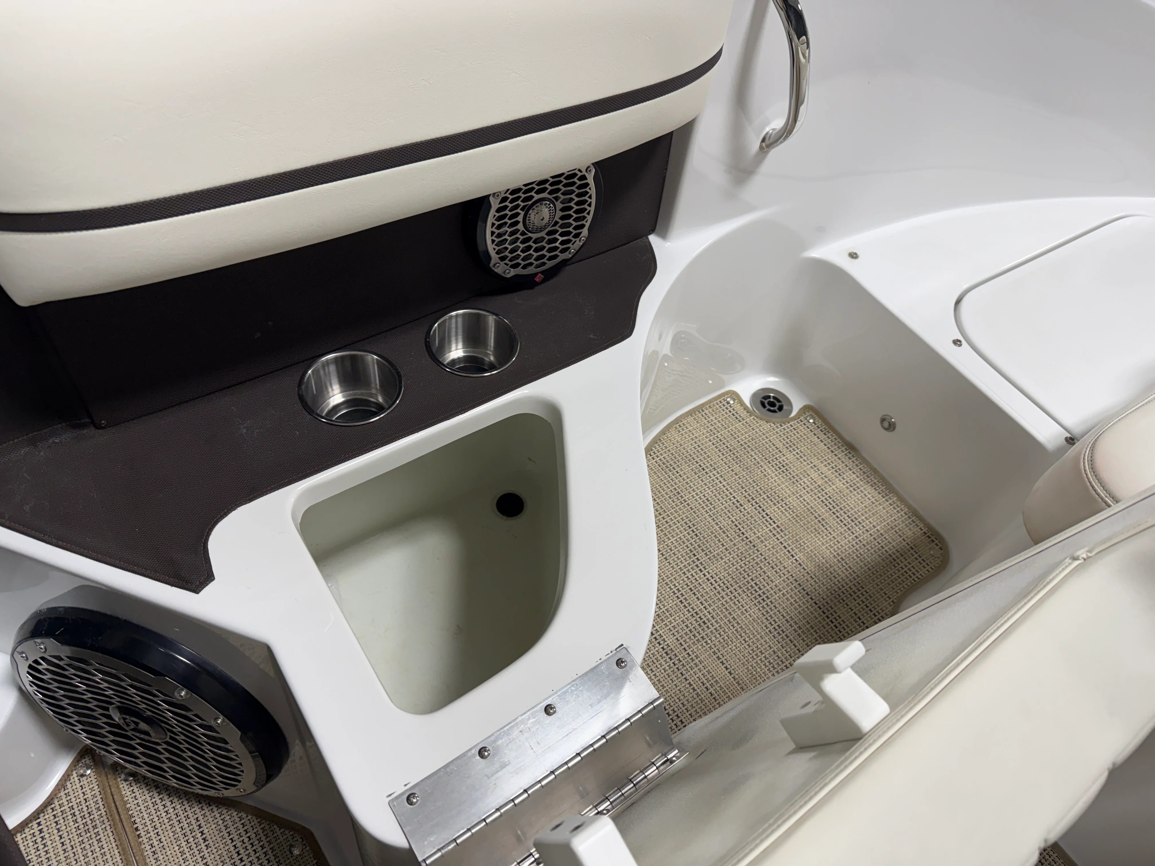 2015 Cobalt R3 Image Thumbnail #41