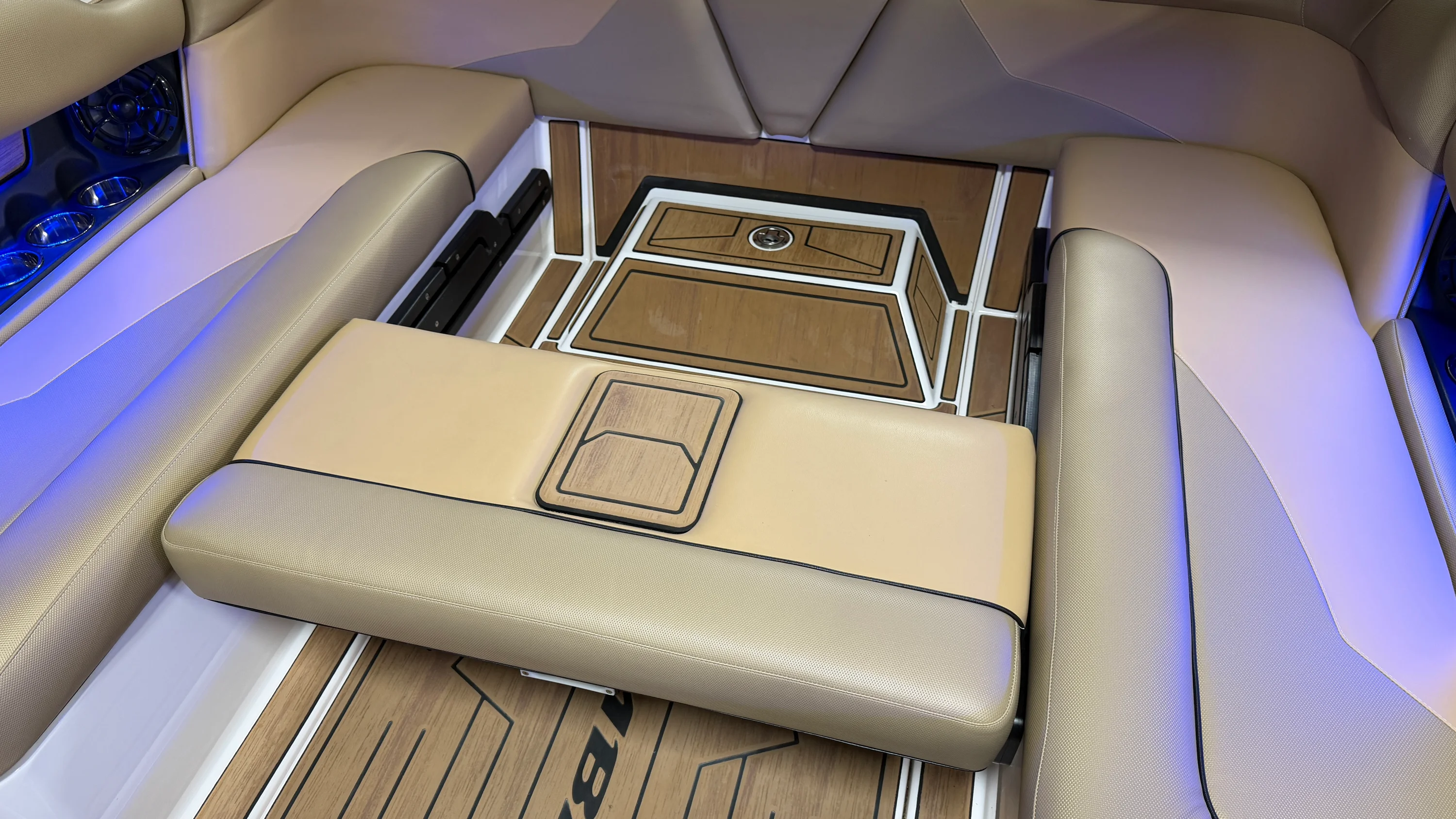 2022 Moomba Mojo Image Thumbnail #24