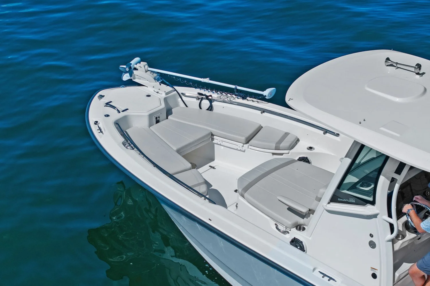 2025 Boston Whaler 280 DAUNTLESS Image Thumbnail #8
