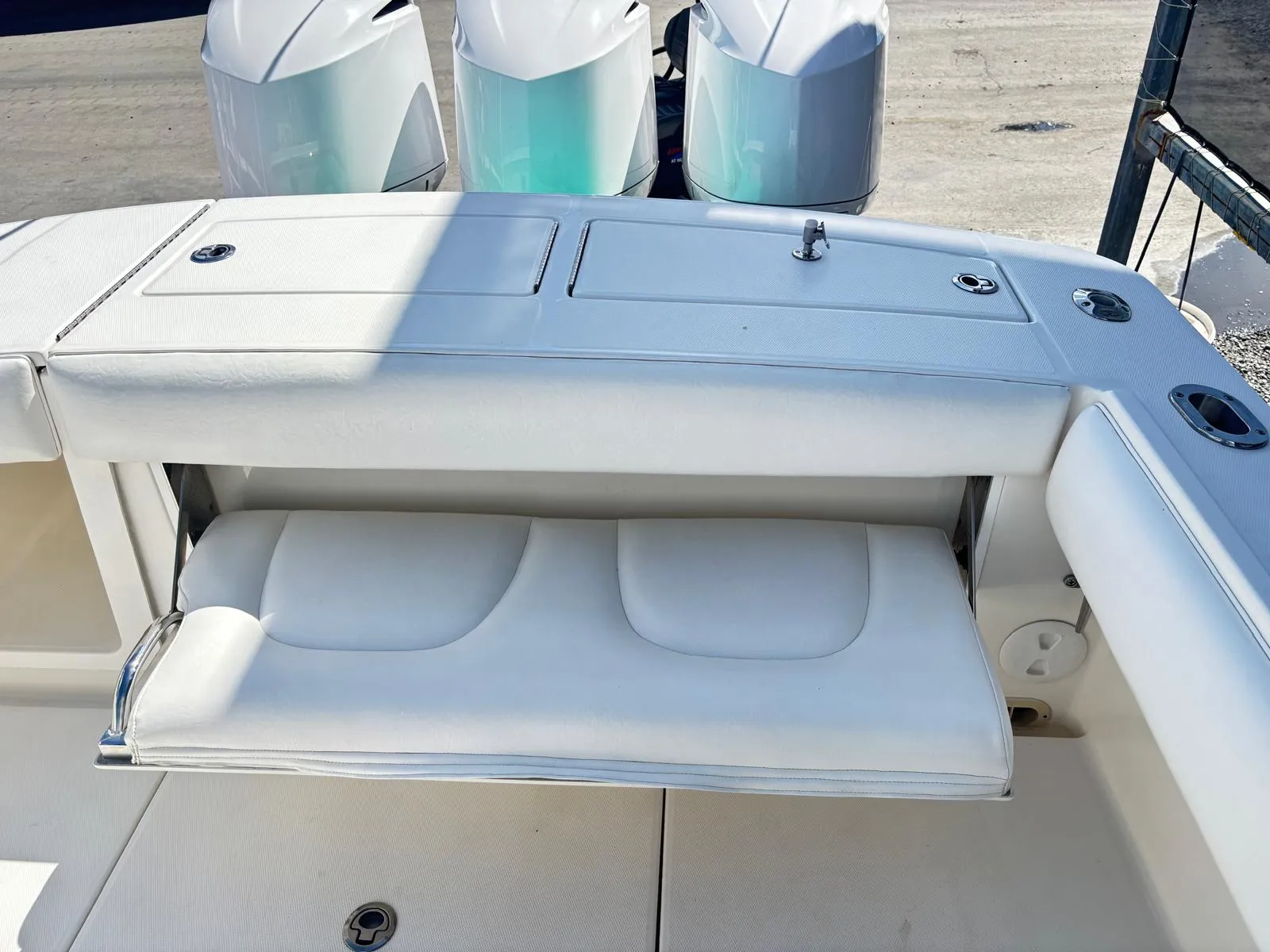 2015 Regulator 34 CC Image Thumbnail #33