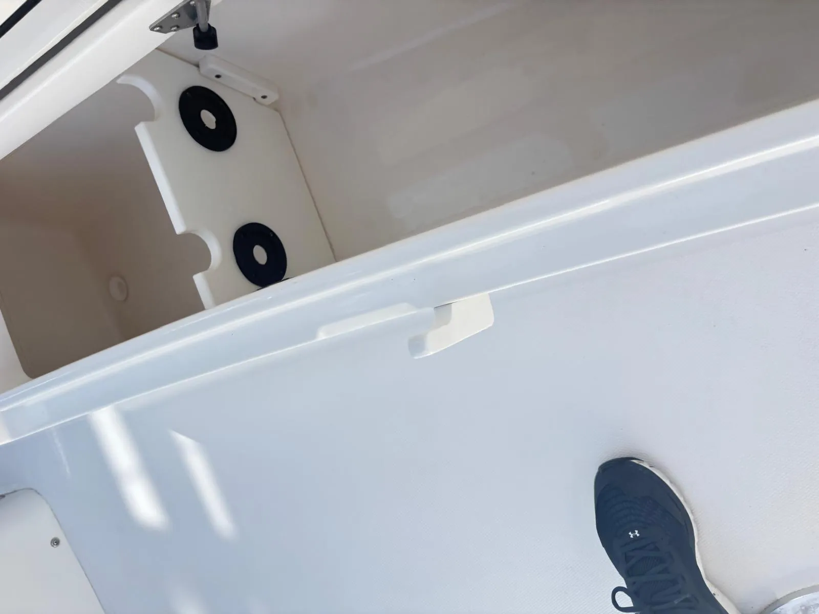 2015 Regulator 34 CC Image Thumbnail #12