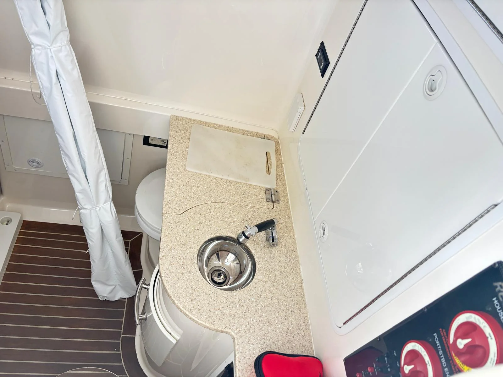 2015 Regulator 34 CC Image Thumbnail #21