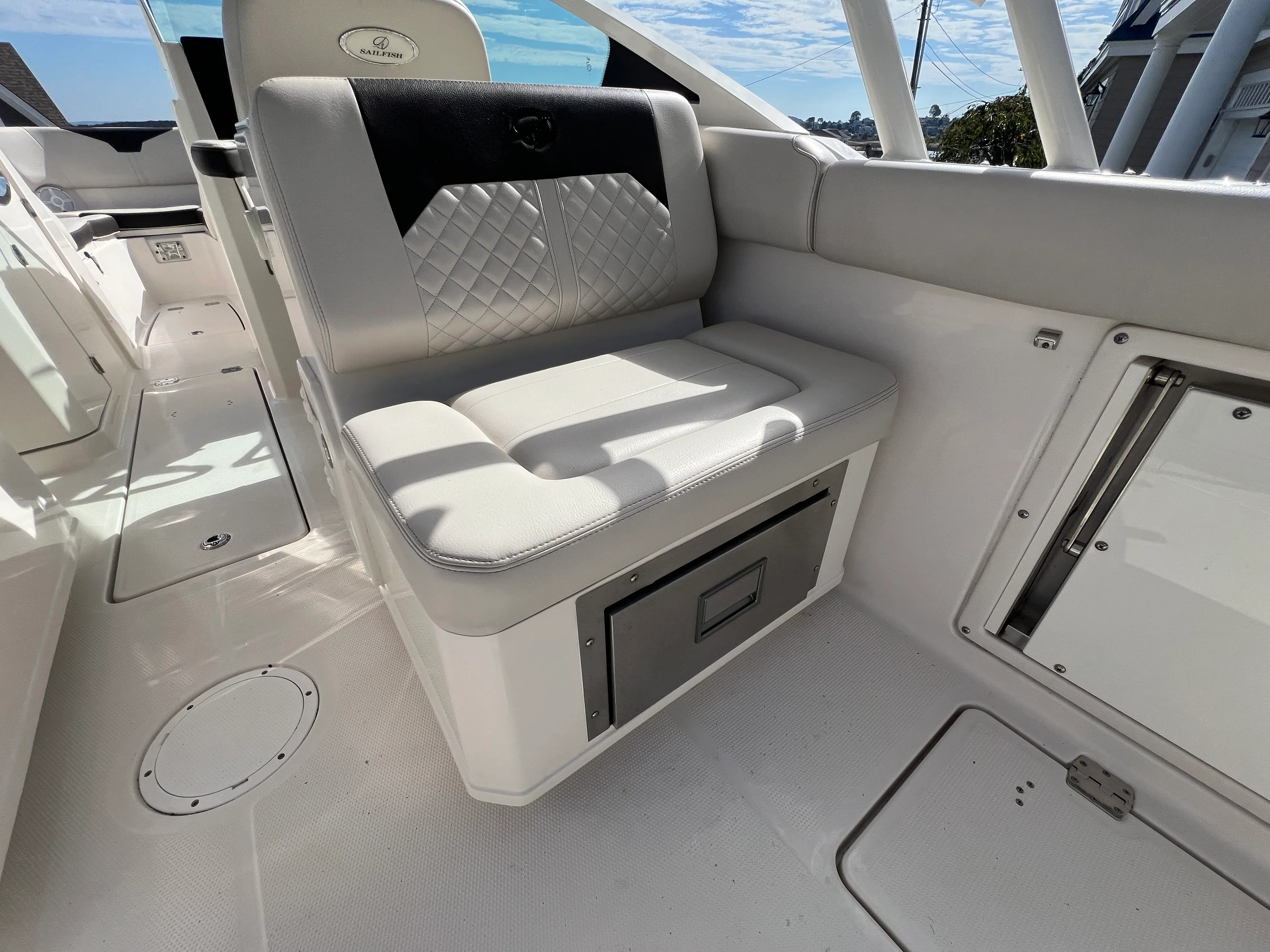 2021 Sailfish 276 DC Image Thumbnail #8