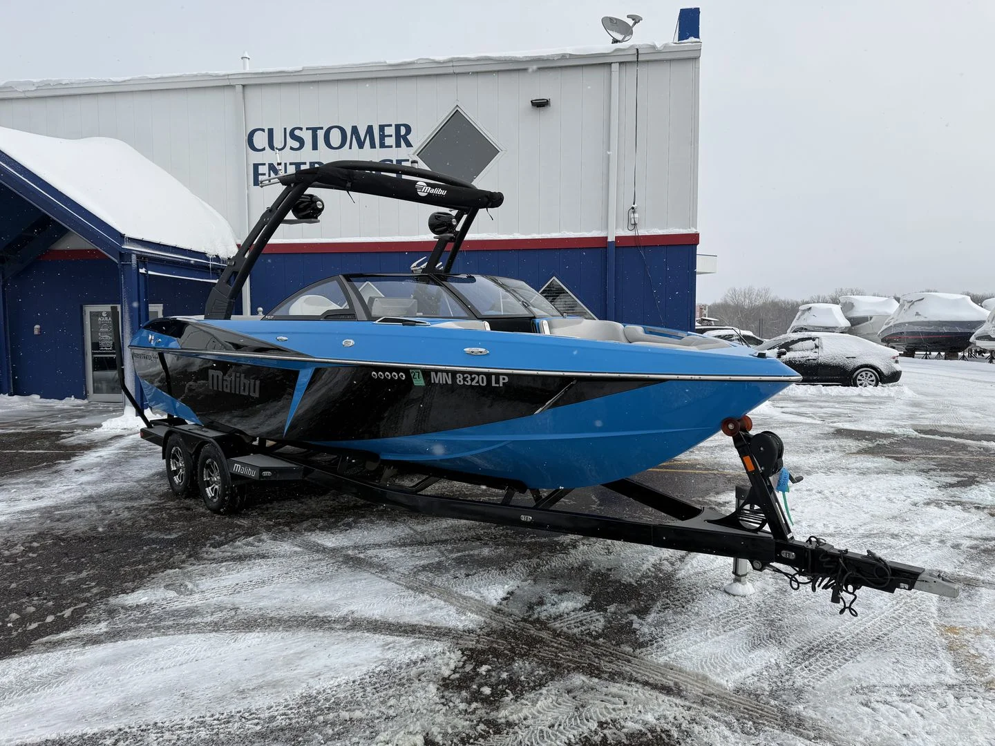 2017 Malibu WAKESETTER 25 LSV Image Thumbnail #4