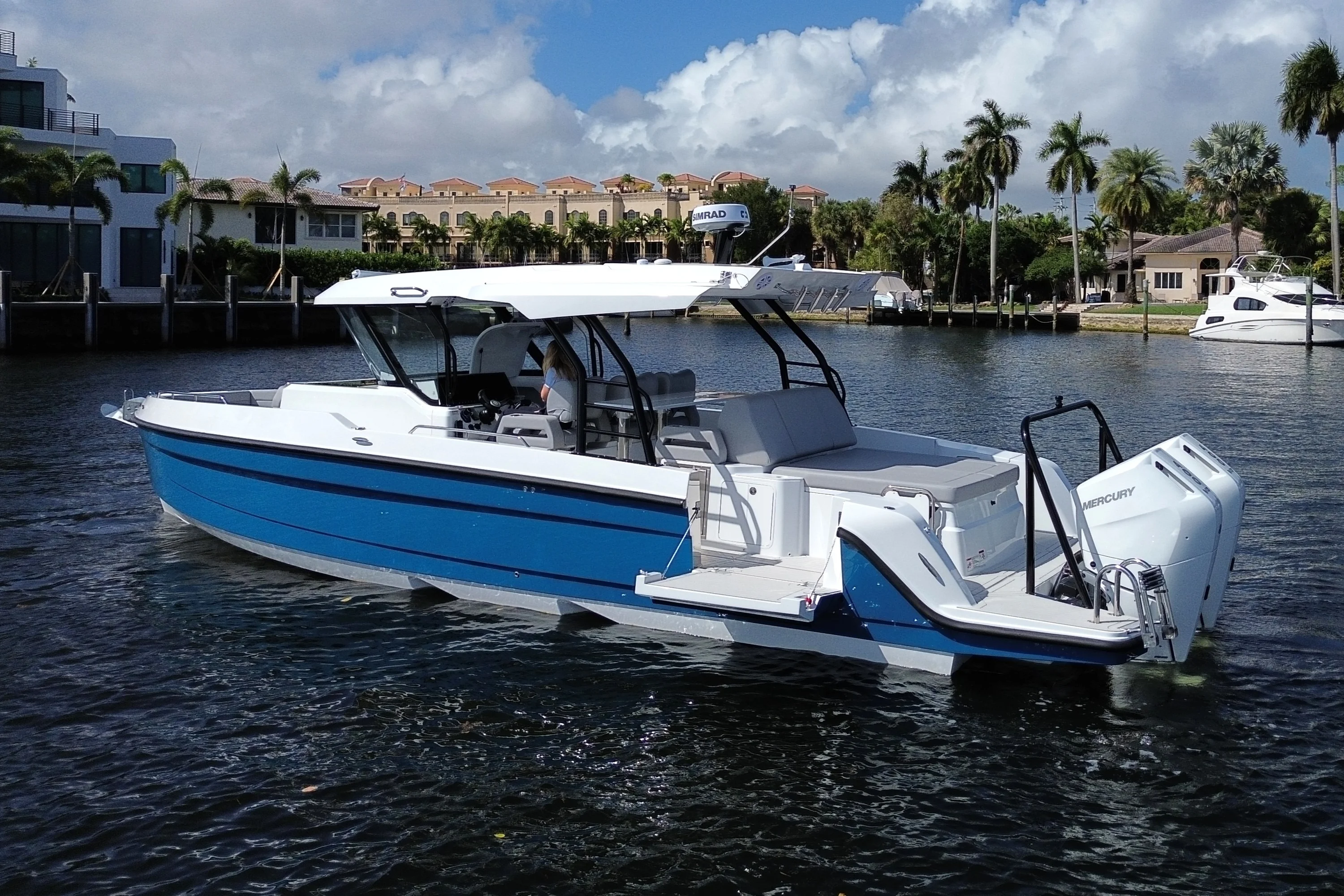 2026 Cruisers Yachts 38 VTR Image Thumbnail #7