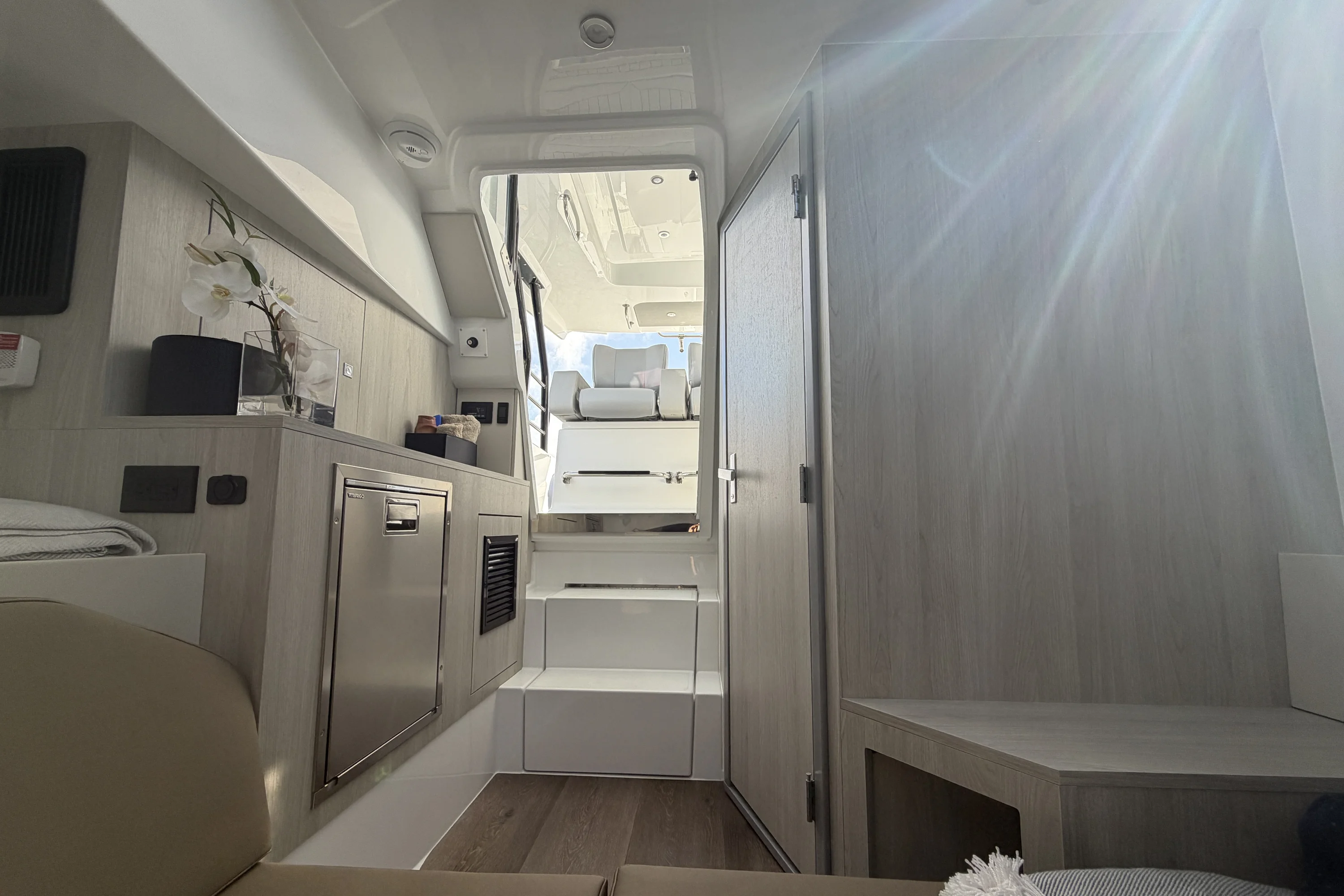 2026 Cruisers Yachts 38 VTR Image Thumbnail #46