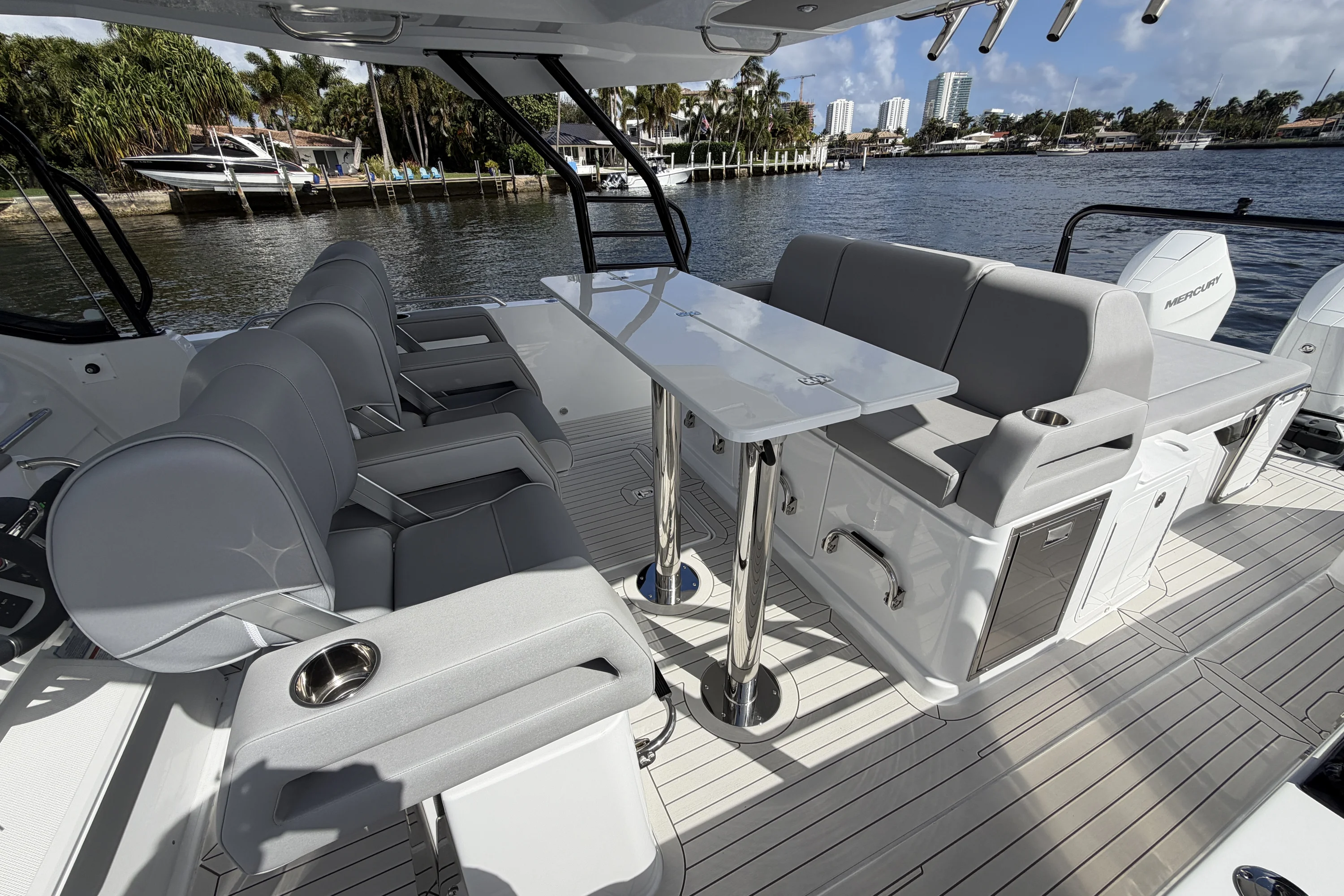 2026 Cruisers Yachts 38 VTR Image Thumbnail #29