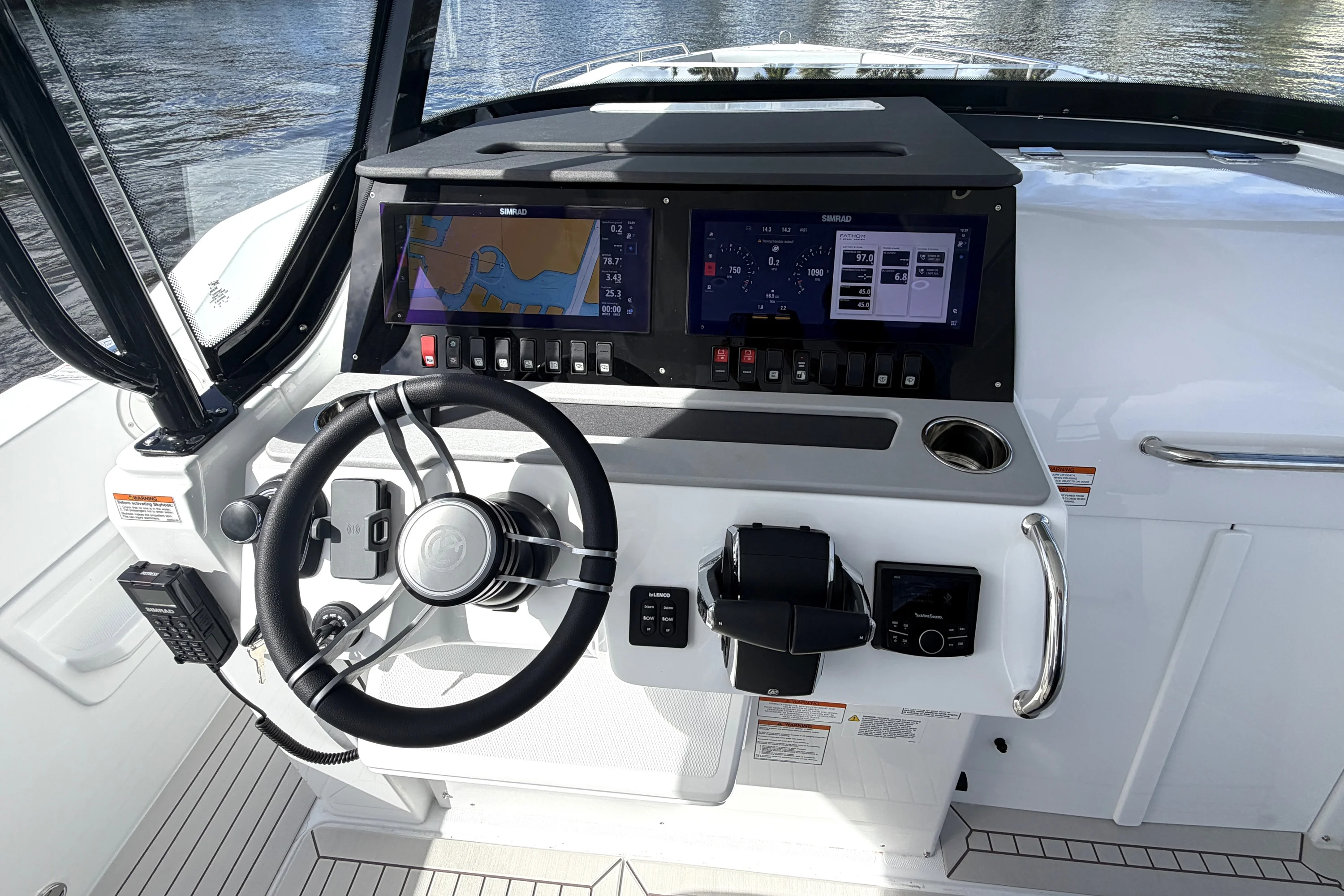 2026 Cruisers Yachts 38 VTR Image Thumbnail #34