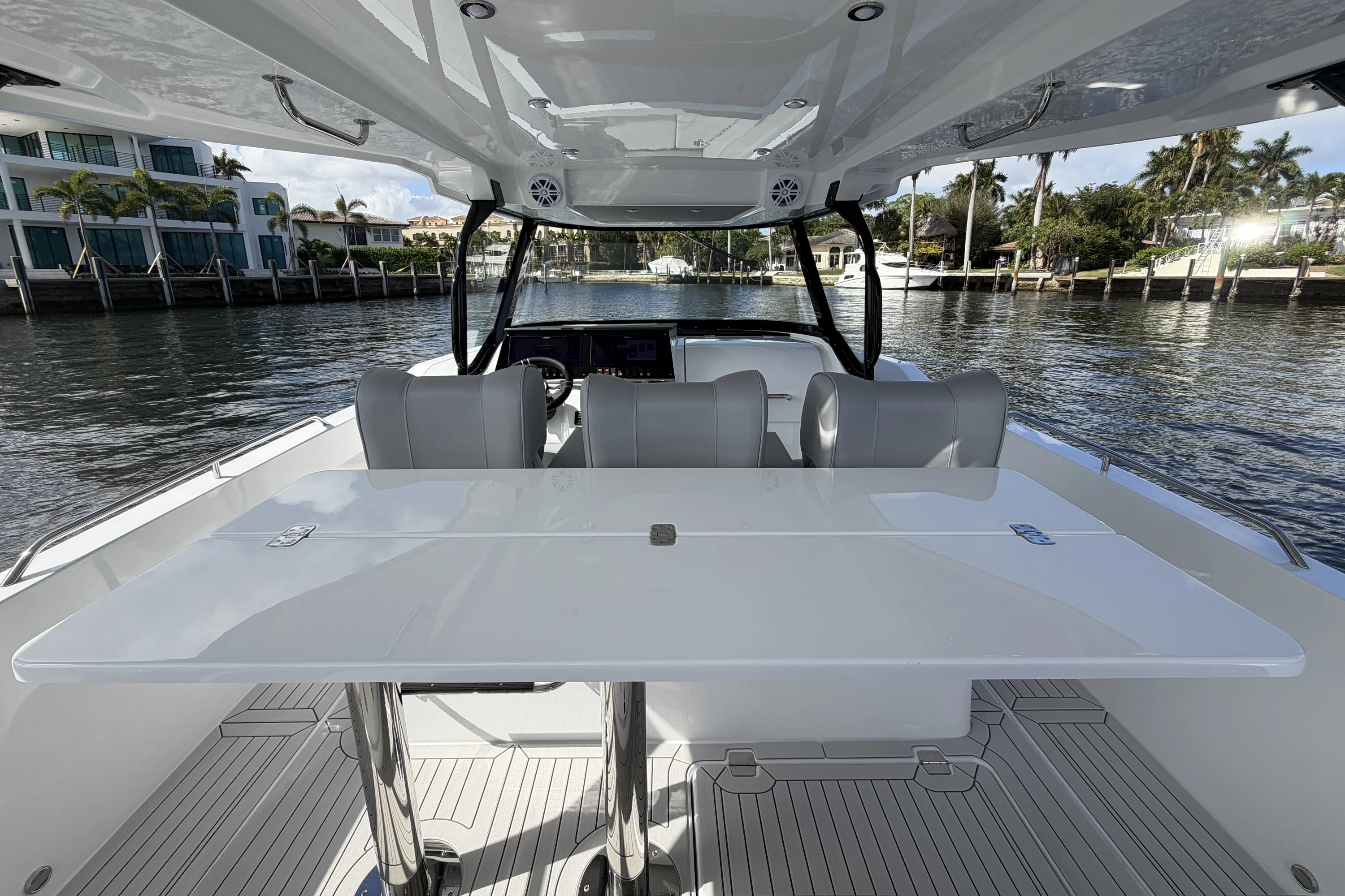 2026 Cruisers Yachts 38 VTR Image Thumbnail #22