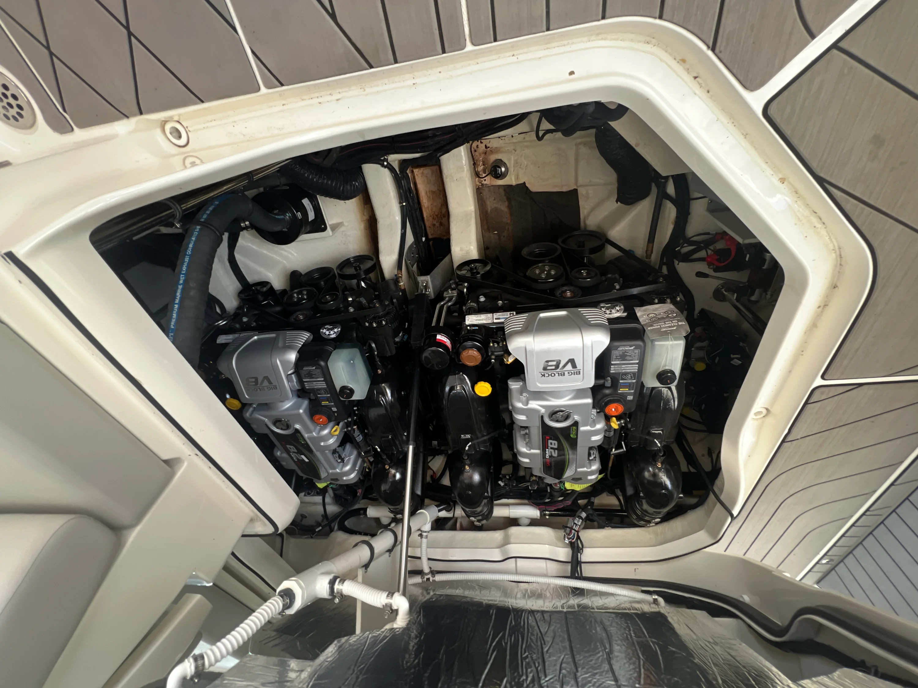 2022 Sea Ray 400 SLX Image Thumbnail #22