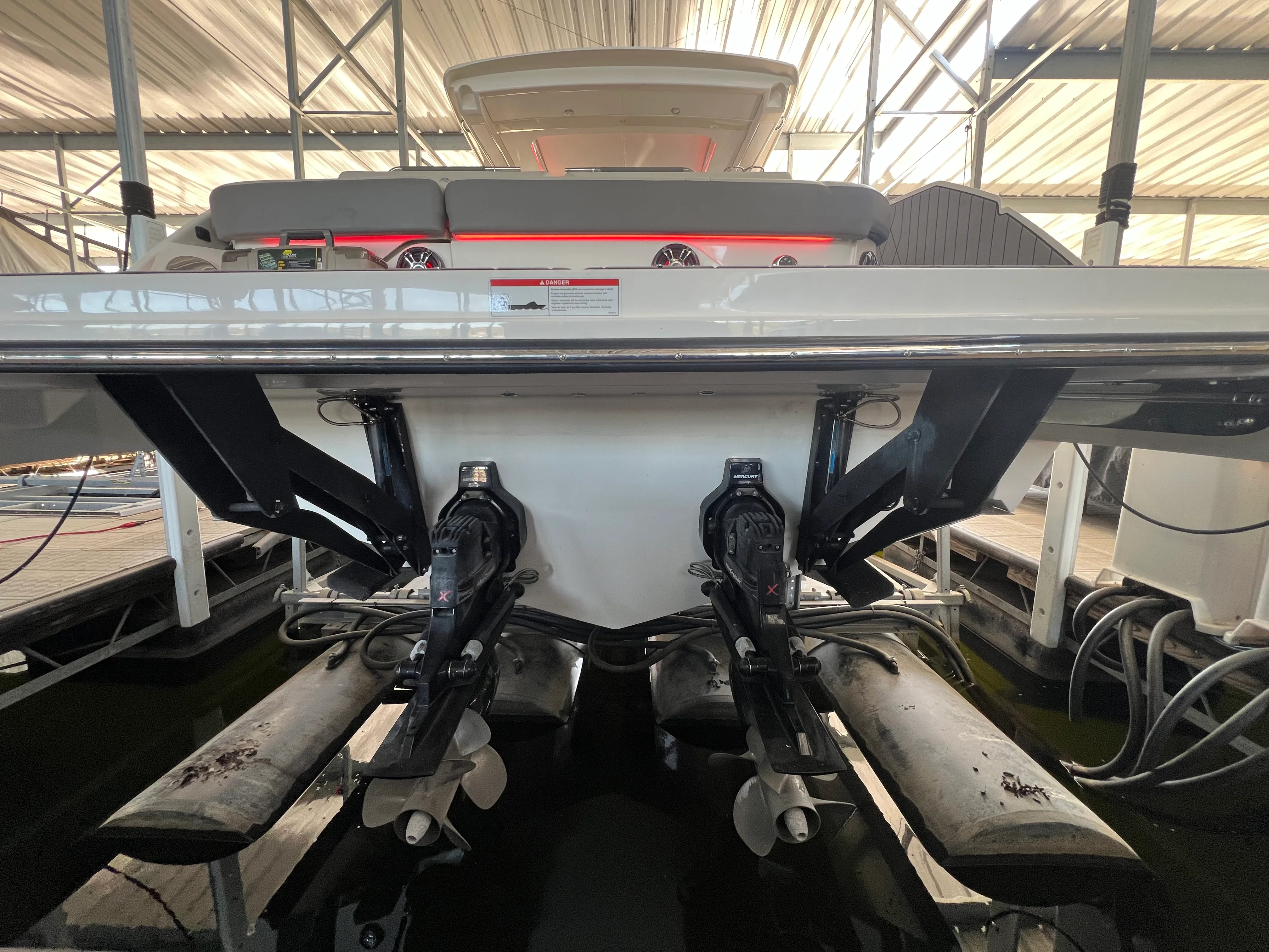 2022 Sea Ray 400 SLX Image Thumbnail #1