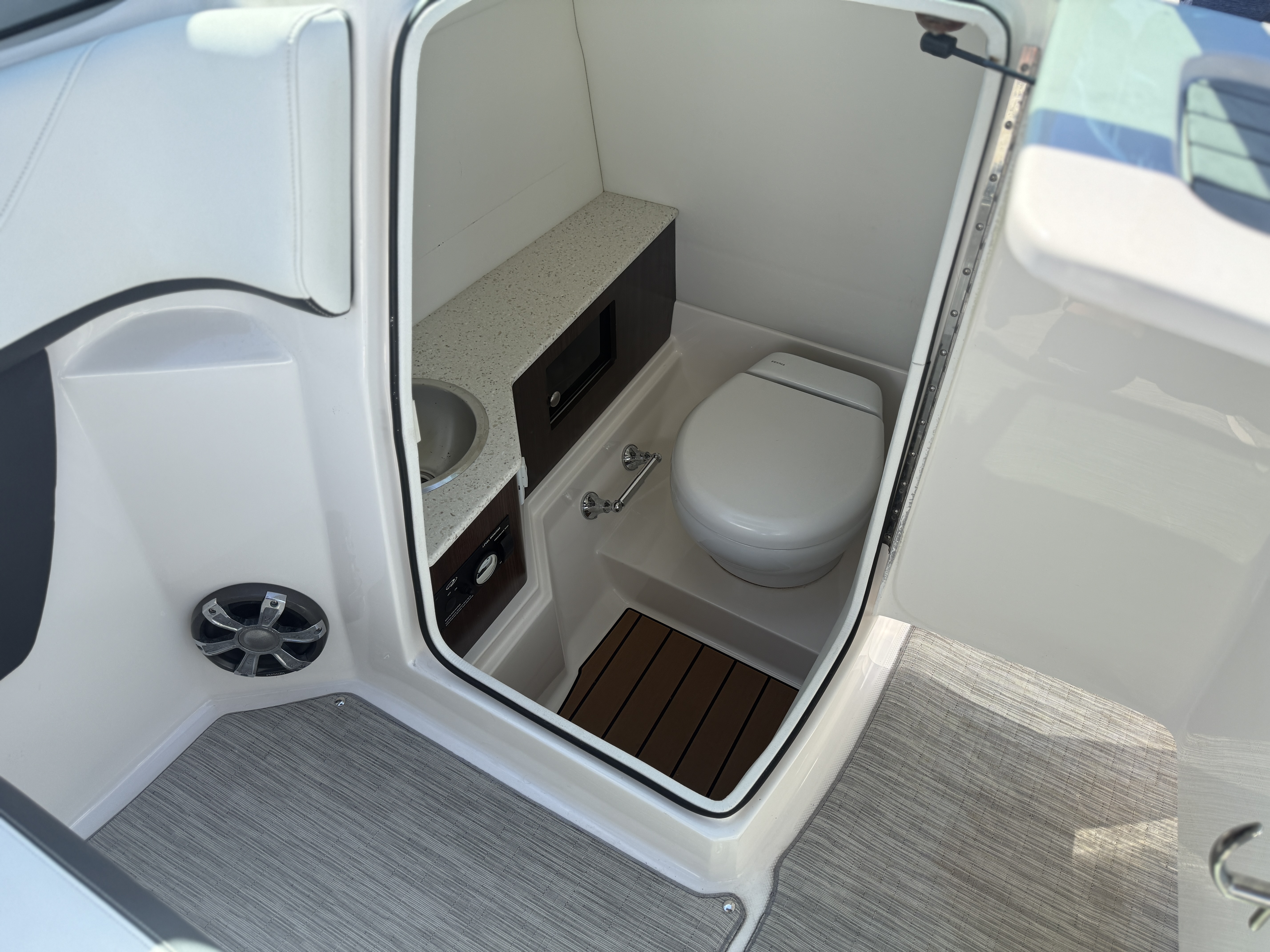 2018 Regal 26 OBX Image Thumbnail #30