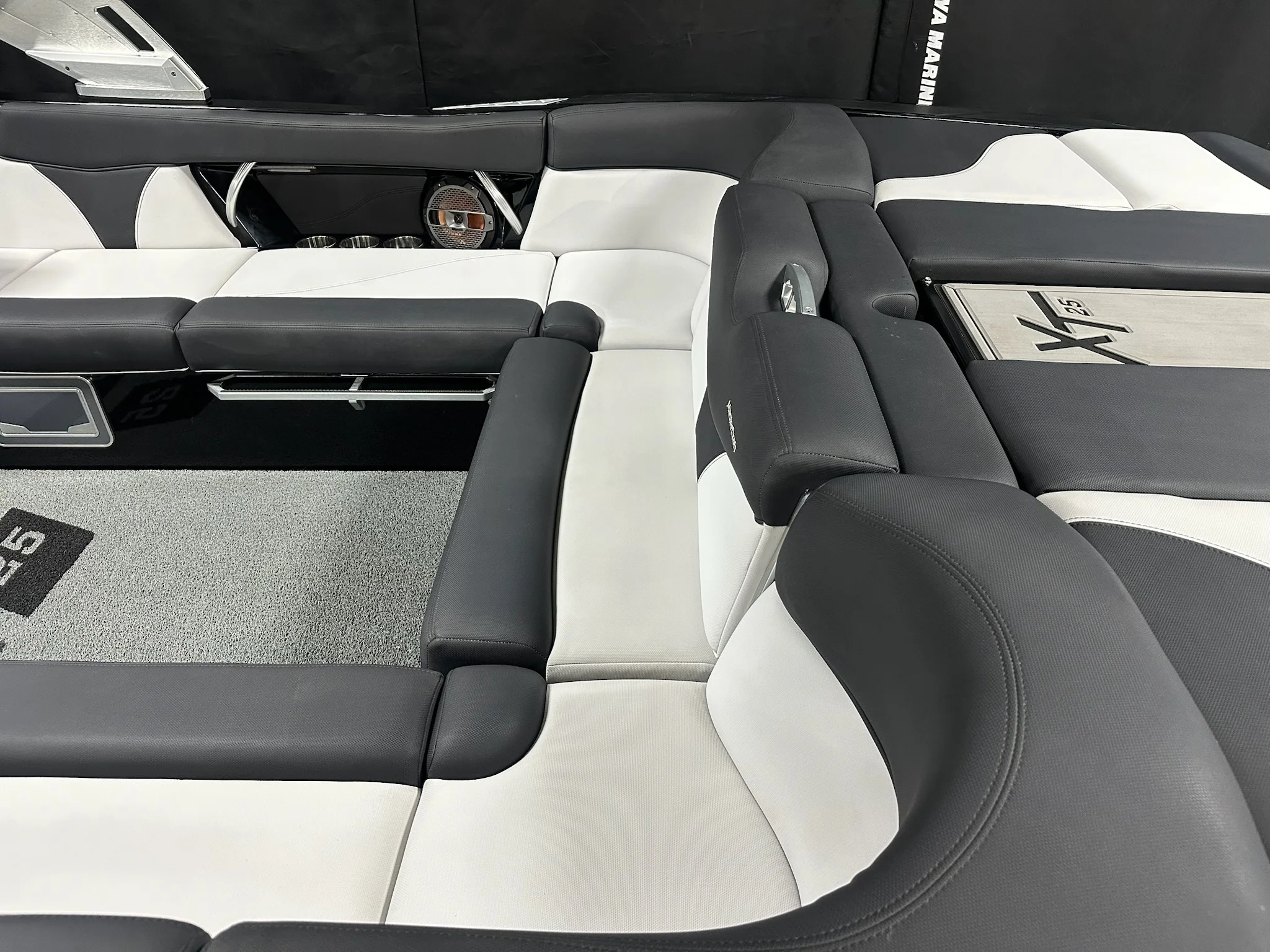 2020 Mastercraft XT25 Image Thumbnail #7