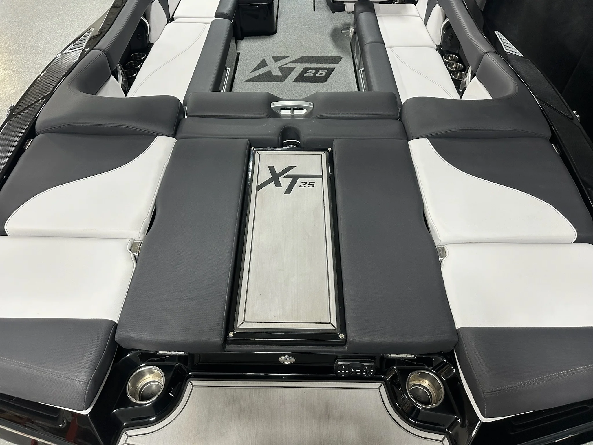 2020 Mastercraft XT25 Image Thumbnail #10